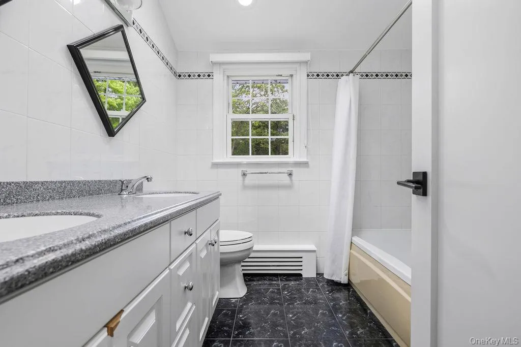 16 Marget Ann Lane, Ramapo, NY, 7 Bedrooms Bedrooms, 11 Rooms Rooms,4 BathroomsBathrooms,Residential,For Rent,Marget Ann,0,1043184 16 Marget Ann Lane, Ramapo, NY, 7 Bedrooms Bedrooms, 11 Rooms Rooms,4 BathroomsBathrooms,Residential,For Rent,Marget Ann,0,1043184