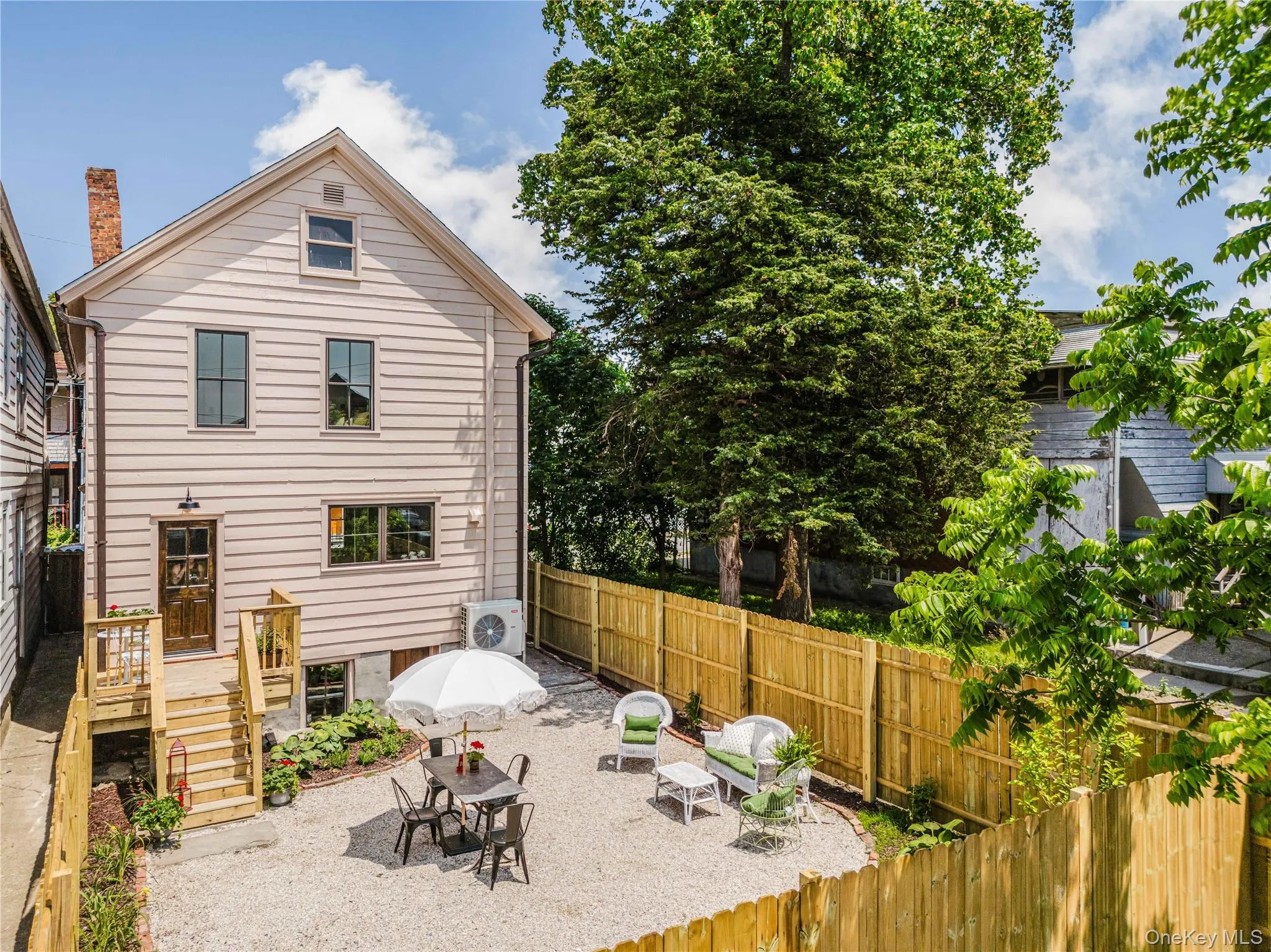 225 Robinson Street, Hudson, NY, 3 Bedrooms Bedrooms, 8 Rooms Rooms,2 BathroomsBathrooms,Residential,For Rent,Robinson,0,1043185 225 Robinson Street, Hudson, NY, 3 Bedrooms Bedrooms, 8 Rooms Rooms,2 BathroomsBathrooms,Residential,For Rent,Robinson,0,1043185