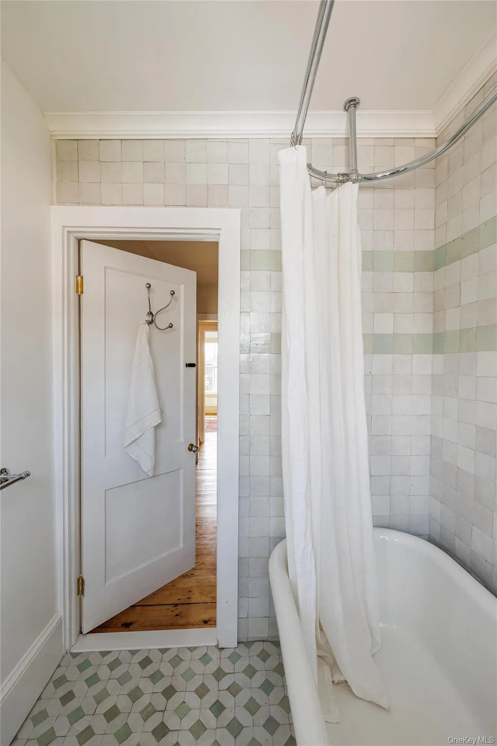 225 Robinson Street, Hudson, NY, 3 Bedrooms Bedrooms, 8 Rooms Rooms,2 BathroomsBathrooms,Residential,For Rent,Robinson,0,1043185 225 Robinson Street, Hudson, NY, 3 Bedrooms Bedrooms, 8 Rooms Rooms,2 BathroomsBathrooms,Residential,For Rent,Robinson,0,1043185