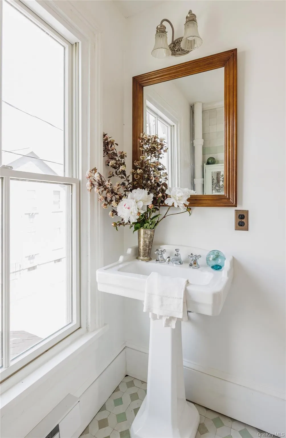 225 Robinson Street, Hudson, NY, 3 Bedrooms Bedrooms, 8 Rooms Rooms,2 BathroomsBathrooms,Residential,For Rent,Robinson,0,1043185 225 Robinson Street, Hudson, NY, 3 Bedrooms Bedrooms, 8 Rooms Rooms,2 BathroomsBathrooms,Residential,For Rent,Robinson,0,1043185