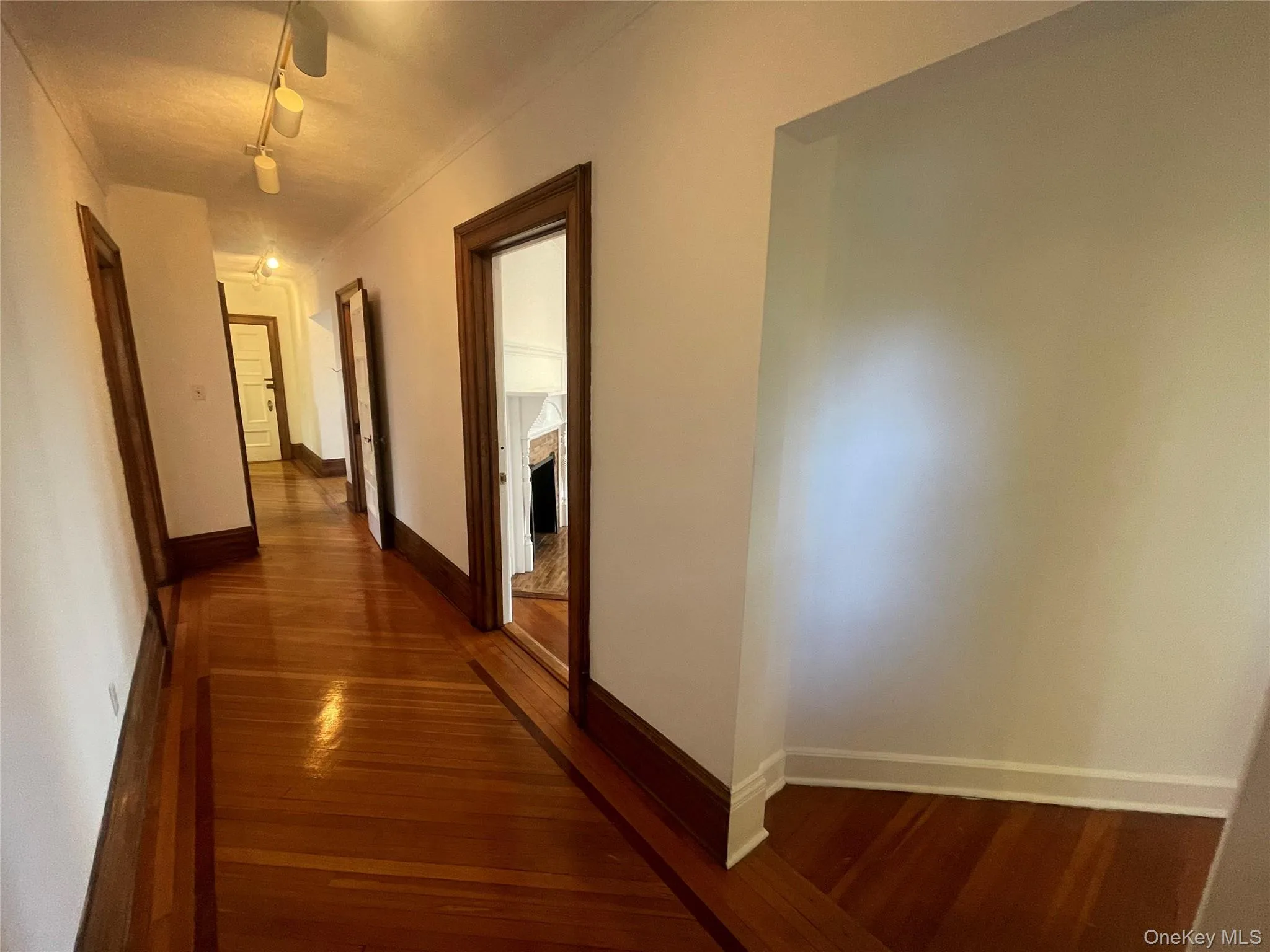 171 S Broadway, Orangetown, NY, 2 Bedroom Bedrooms, 4 Room Rooms,1 BathroomBathrooms,Residential Lease,For Rent,S Broadway,0,1043186 171 S Broadway, Orangetown, NY, 2 Bedroom Bedrooms, 4 Room Rooms,1 BathroomBathrooms,Residential Lease,For Rent,S Broadway,0,1043186