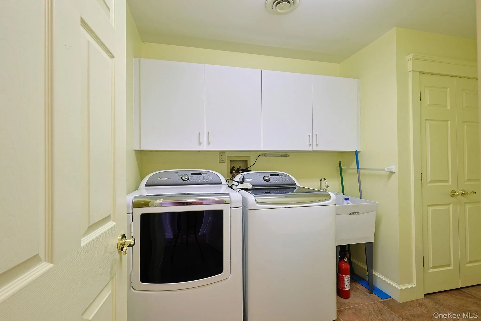 5 Spruce Hill Lane, Goshen, NY, 4 Bedrooms Bedrooms, 11 Rooms Rooms,2 BathroomsBathrooms,Residential,For Rent,Spruce Hill,0,1043187 5 Spruce Hill Lane, Goshen, NY, 4 Bedrooms Bedrooms, 11 Rooms Rooms,2 BathroomsBathrooms,Residential,For Rent,Spruce Hill,0,1043187