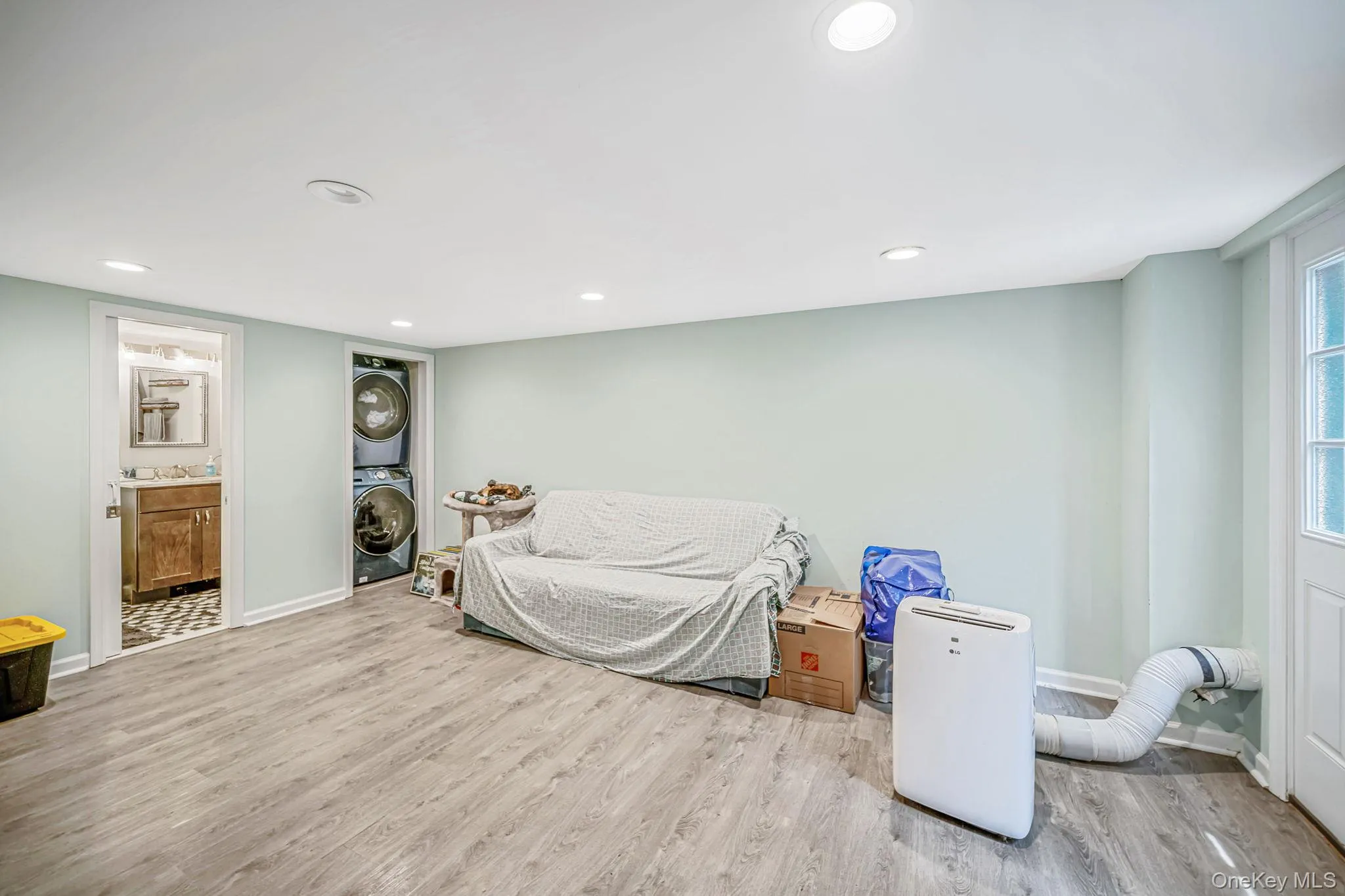 25 Rosedale Road, Brookhaven, NY, 3 Bedrooms Bedrooms, 8 Rooms Rooms,1 BathroomBathrooms,Residential,For Rent,Rosedale,0,1043189 25 Rosedale Road, Brookhaven, NY, 3 Bedrooms Bedrooms, 8 Rooms Rooms,1 BathroomBathrooms,Residential,For Rent,Rosedale,0,1043189