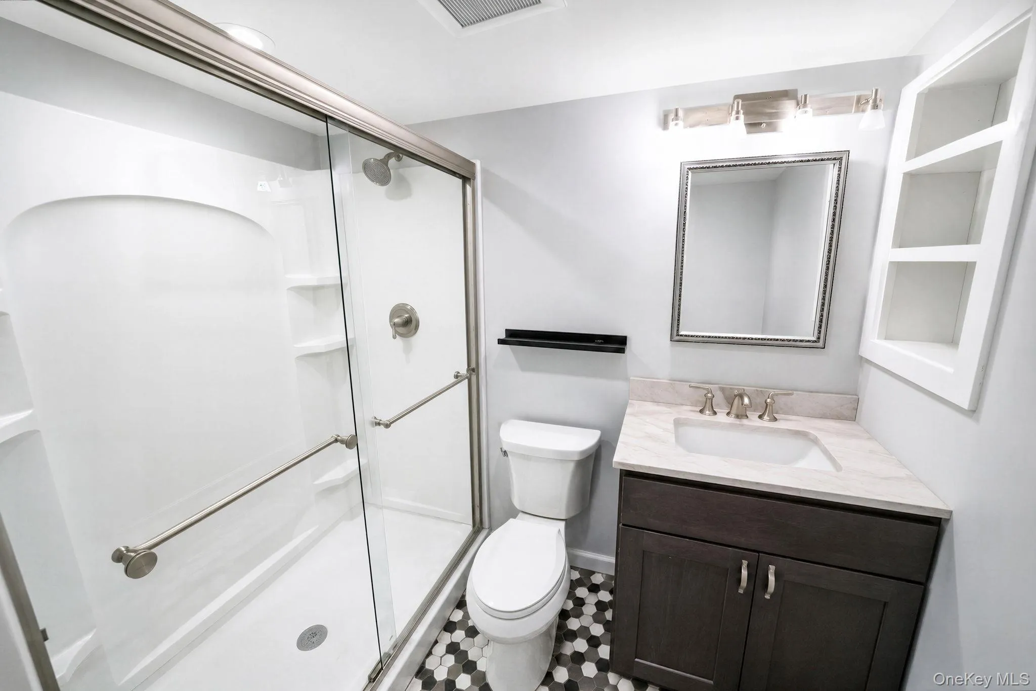 25 Rosedale Road, Brookhaven, NY, 3 Bedrooms Bedrooms, 8 Rooms Rooms,1 BathroomBathrooms,Residential,For Rent,Rosedale,0,1043189 25 Rosedale Road, Brookhaven, NY, 3 Bedrooms Bedrooms, 8 Rooms Rooms,1 BathroomBathrooms,Residential,For Rent,Rosedale,0,1043189