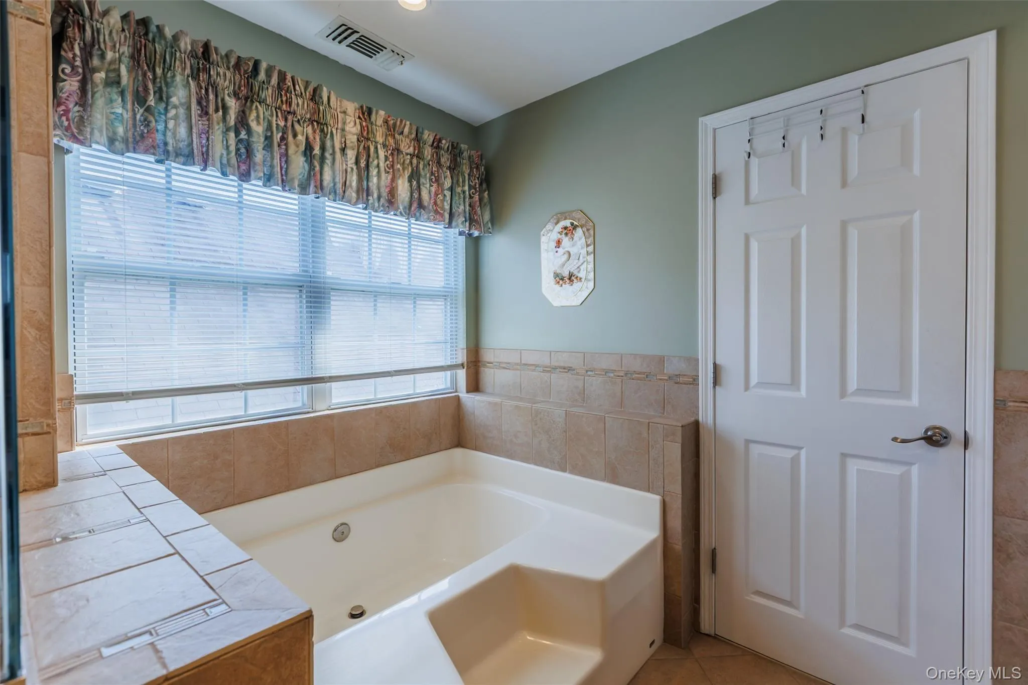 619 Spring Lake Drive, Brookhaven, NY, 4 Bedrooms Bedrooms, 8 Rooms Rooms,2 BathroomsBathrooms,Residential,For Rent,Spring Lake,0,1043192 619 Spring Lake Drive, Brookhaven, NY, 4 Bedrooms Bedrooms, 8 Rooms Rooms,2 BathroomsBathrooms,Residential,For Rent,Spring Lake,0,1043192