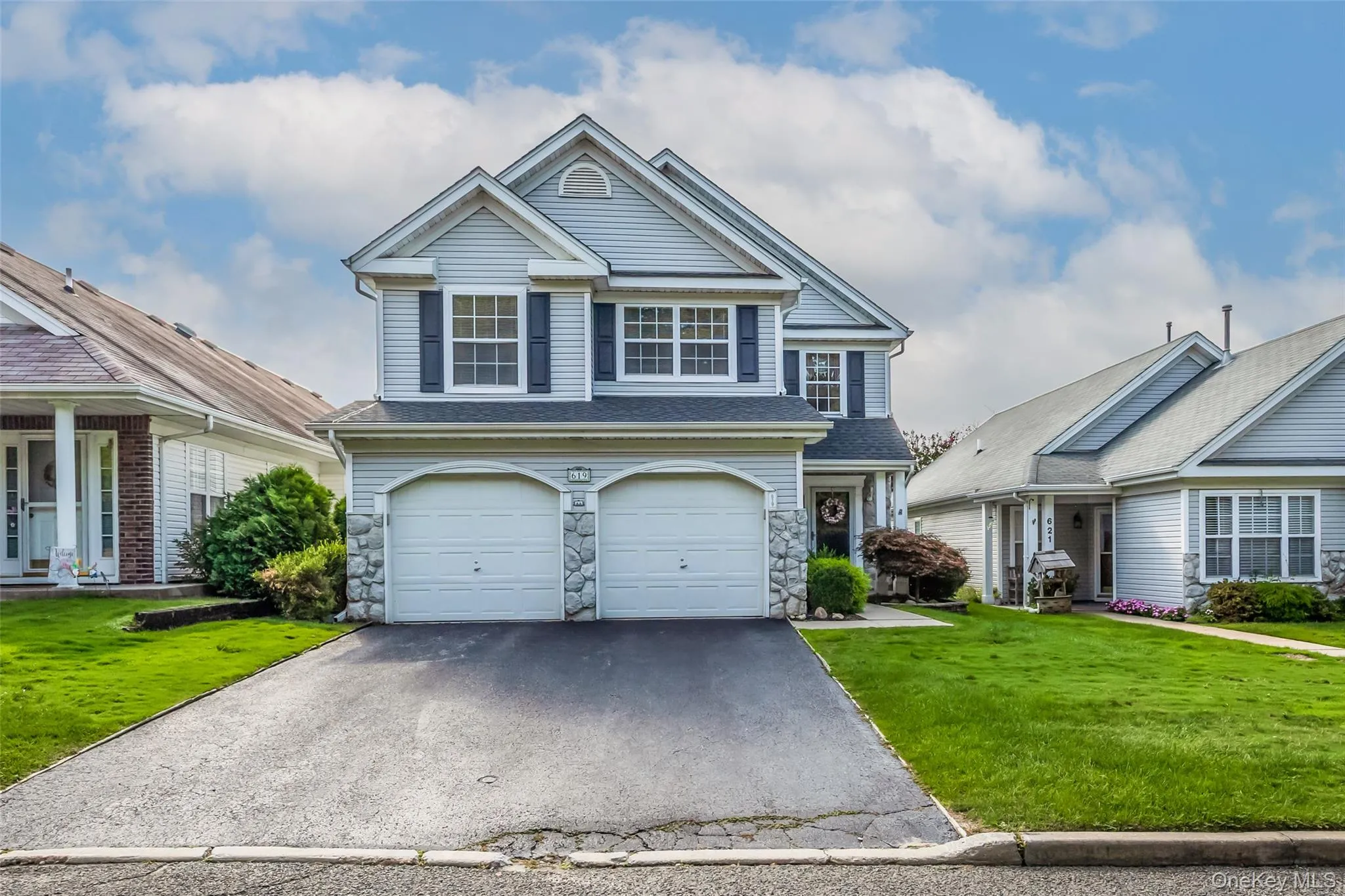 619 Spring Lake Drive, Brookhaven, NY, 4 Bedrooms Bedrooms, 8 Rooms Rooms,2 BathroomsBathrooms,Residential,For Rent,Spring Lake,0,1043192 619 Spring Lake Drive, Brookhaven, NY, 4 Bedrooms Bedrooms, 8 Rooms Rooms,2 BathroomsBathrooms,Residential,For Rent,Spring Lake,0,1043192