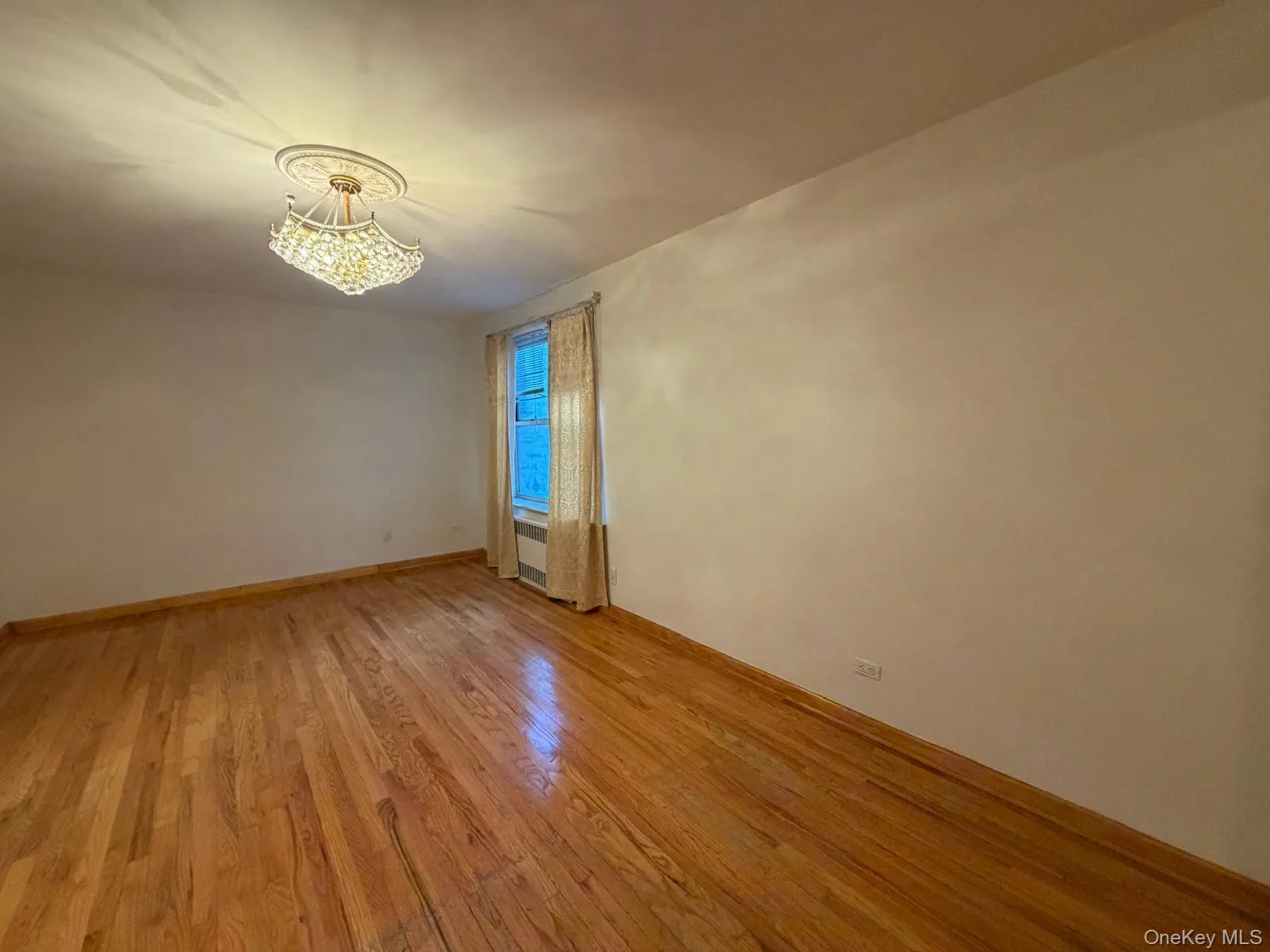 6510 108th Street, New York, NY, 1 Bedroom Bedrooms, 4 Rooms Rooms,1 BathroomBathrooms,Residential,For Rent,108th,0,1043196 6510 108th Street, New York, NY, 1 Bedroom Bedrooms, 4 Rooms Rooms,1 BathroomBathrooms,Residential,For Rent,108th,0,1043196