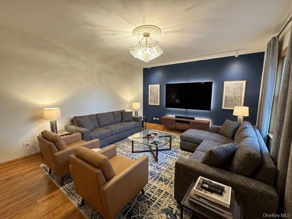 6510 108th Street, New York, NY, 1 Bedroom Bedrooms, 4 Rooms Rooms,1 BathroomBathrooms,Residential,For Rent,108th,0,1043196 6510 108th Street, New York, NY, 1 Bedroom Bedrooms, 4 Rooms Rooms,1 BathroomBathrooms,Residential,For Rent,108th,0,1043196