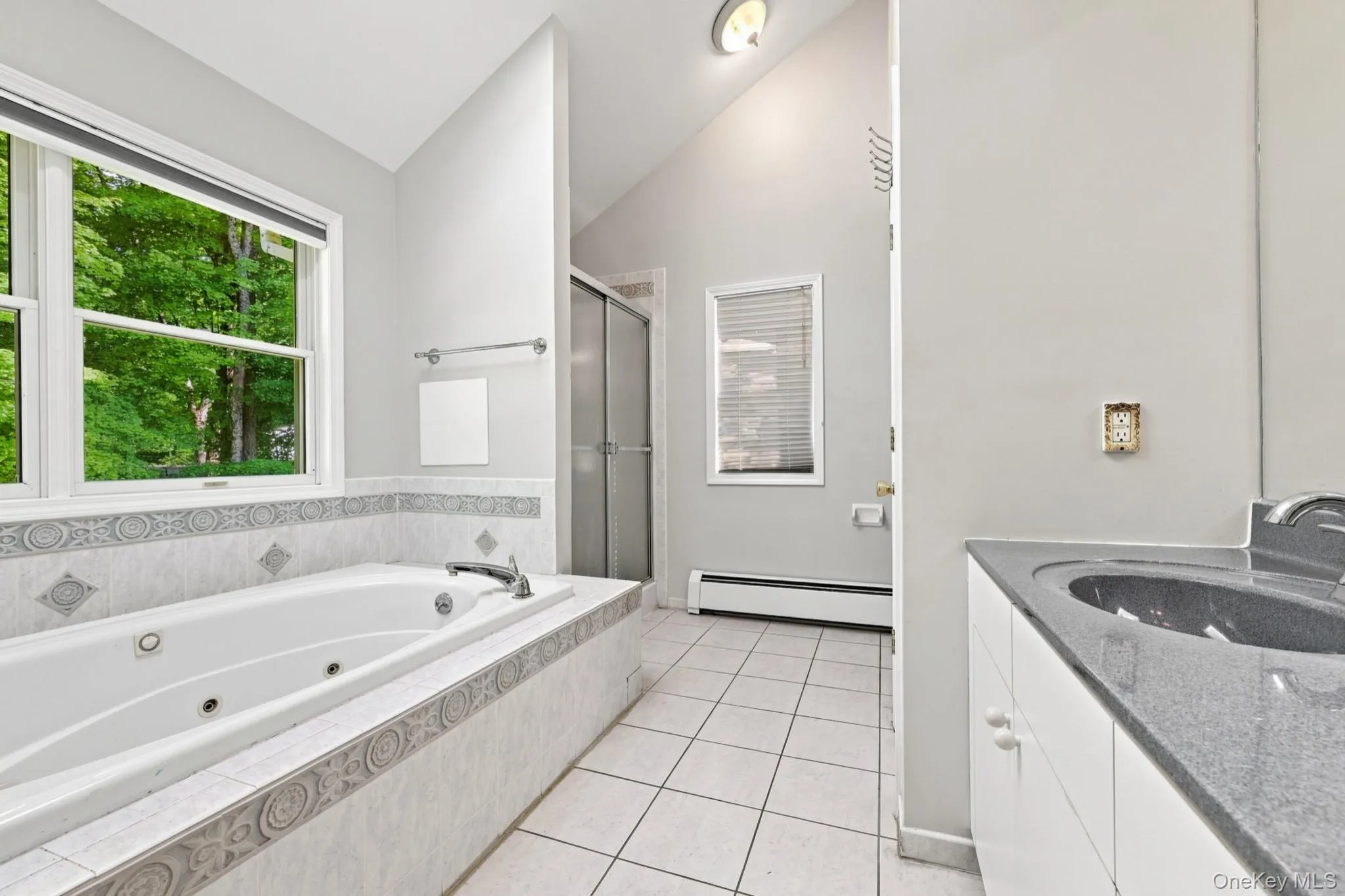 2 Belmar Court, Ramapo, NY, 6 Bedrooms Bedrooms, 10 Rooms Rooms,4 BathroomsBathrooms,Residential,For Rent,Belmar,0,1043201 2 Belmar Court, Ramapo, NY, 6 Bedrooms Bedrooms, 10 Rooms Rooms,4 BathroomsBathrooms,Residential,For Rent,Belmar,0,1043201