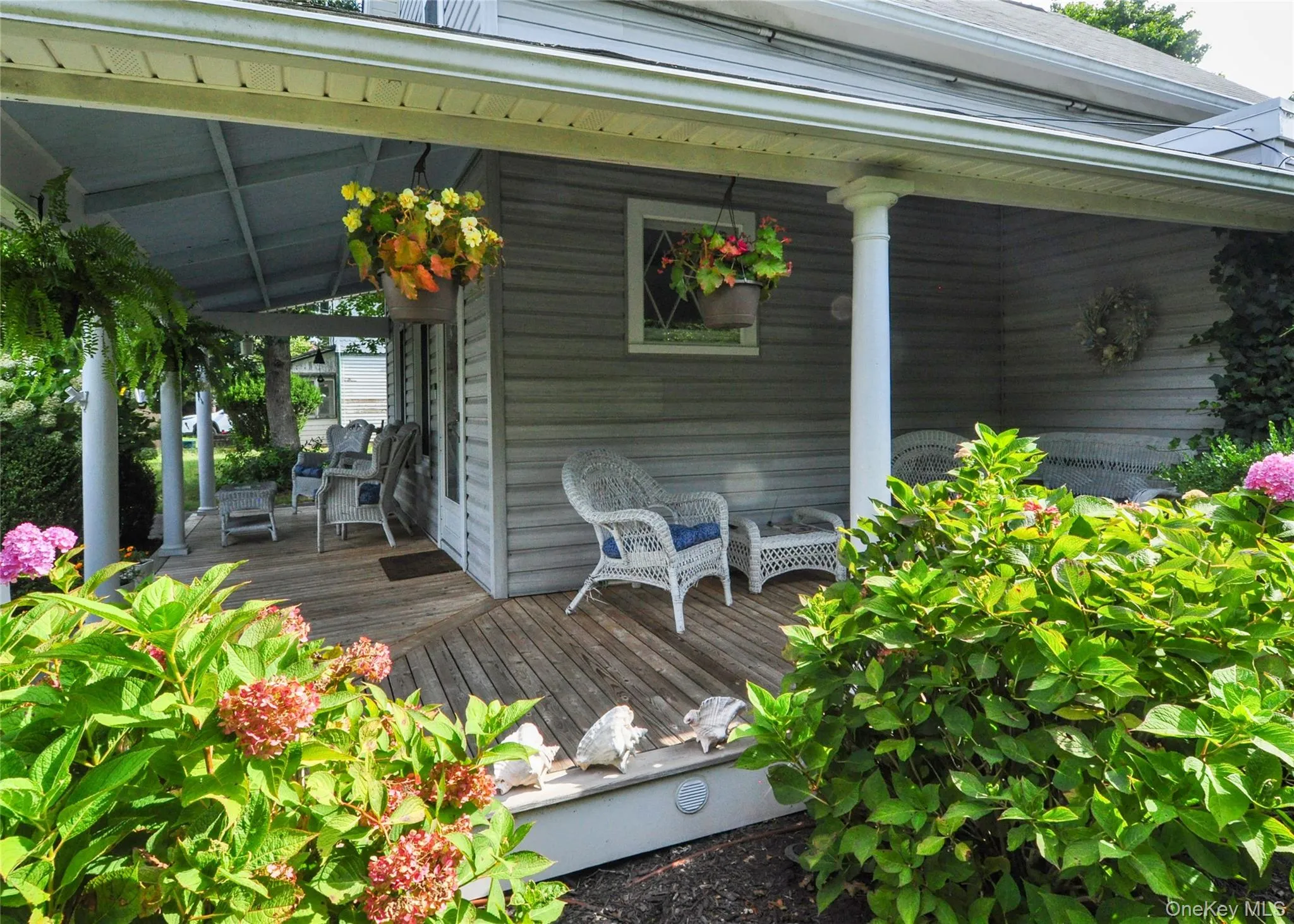 23 LAKE AVE, Brookhaven, NY, 3 Bedrooms Bedrooms, 6 Rooms Rooms,1 BathroomBathrooms,Residential,For Rent,LAKE AVE,0,1043203 23 LAKE AVE, Brookhaven, NY, 3 Bedrooms Bedrooms, 6 Rooms Rooms,1 BathroomBathrooms,Residential,For Rent,LAKE AVE,0,1043203