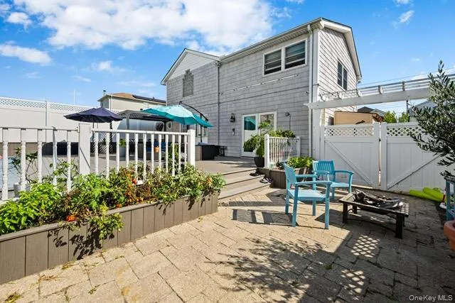 25 10th Road, New York, NY, 4 Bedrooms Bedrooms, 8 Rooms Rooms,2 BathroomsBathrooms,Residential,For Rent,10th,0,1043209 25 10th Road, New York, NY, 4 Bedrooms Bedrooms, 8 Rooms Rooms,2 BathroomsBathrooms,Residential,For Rent,10th,0,1043209