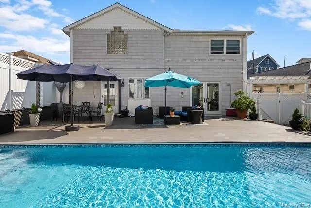 25 10th Road, New York, NY, 4 Bedrooms Bedrooms, 8 Rooms Rooms,2 BathroomsBathrooms,Residential,For Rent,10th,0,1043209 25 10th Road, New York, NY, 4 Bedrooms Bedrooms, 8 Rooms Rooms,2 BathroomsBathrooms,Residential,For Rent,10th,0,1043209