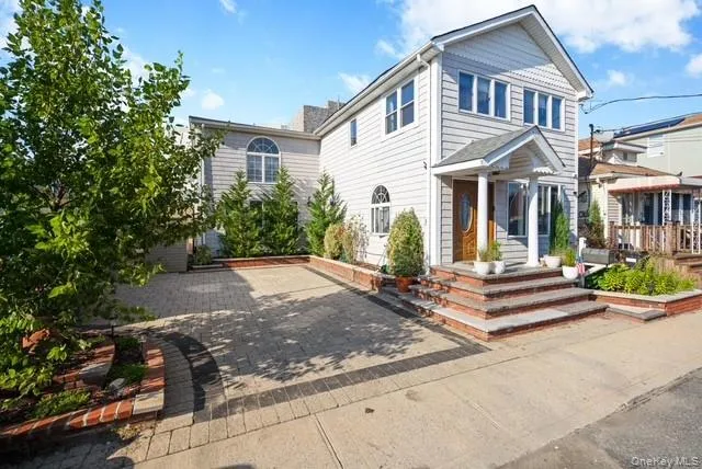 25 10th Road, New York, NY, 4 Bedrooms Bedrooms, 8 Rooms Rooms,2 BathroomsBathrooms,Residential,For Rent,10th,0,1043209 25 10th Road, New York, NY, 4 Bedrooms Bedrooms, 8 Rooms Rooms,2 BathroomsBathrooms,Residential,For Rent,10th,0,1043209