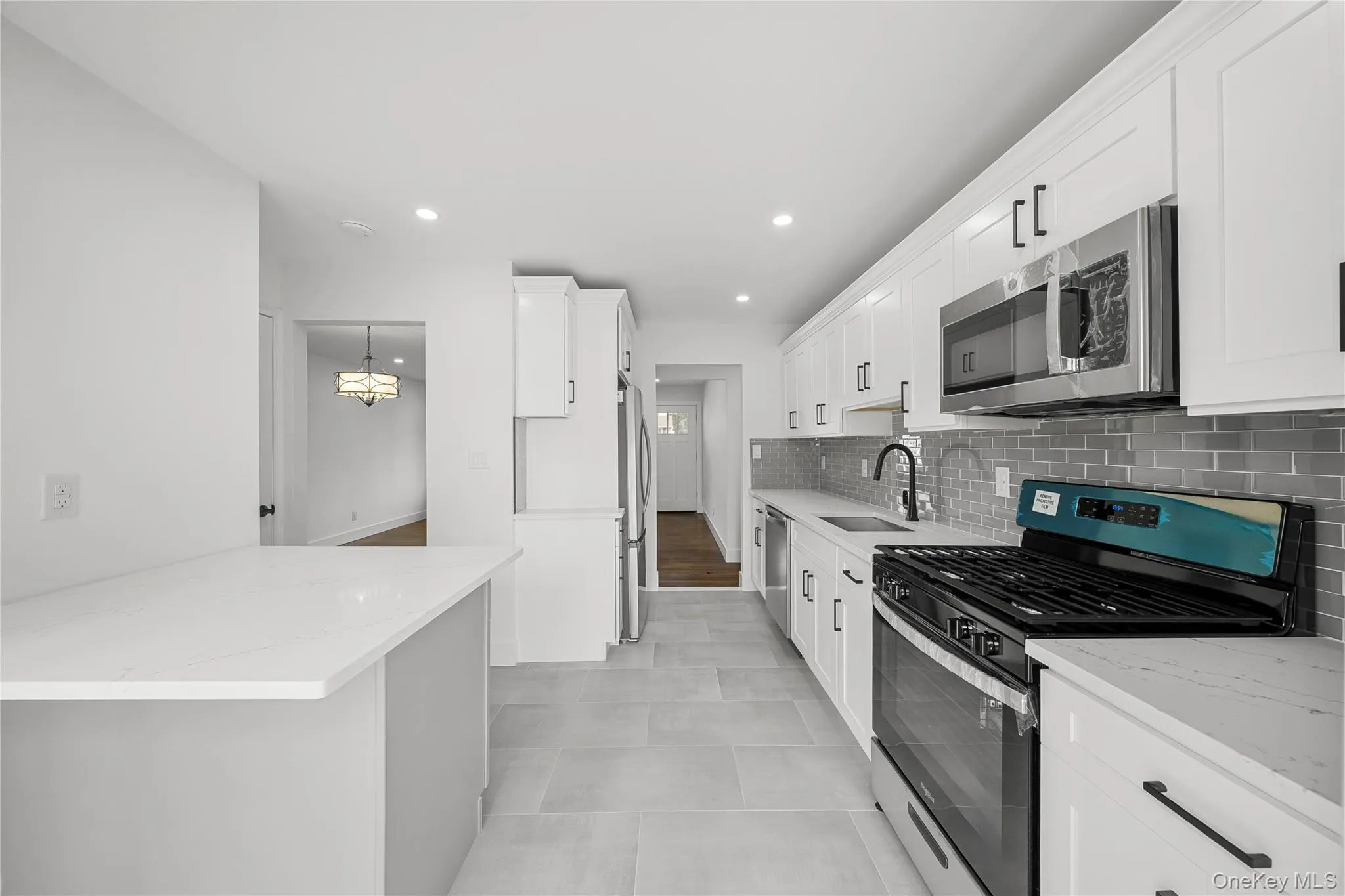42 Rita Crescent, Smithtown, NY, 3 Bedrooms Bedrooms, 6 Rooms Rooms,1 BathroomBathrooms,Residential,For Rent,Rita,0,1043210 42 Rita Crescent, Smithtown, NY, 3 Bedrooms Bedrooms, 6 Rooms Rooms,1 BathroomBathrooms,Residential,For Rent,Rita,0,1043210