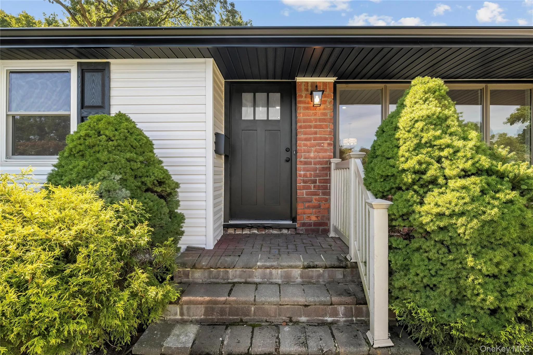 42 Rita Crescent, Smithtown, NY, 3 Bedrooms Bedrooms, 6 Rooms Rooms,1 BathroomBathrooms,Residential,For Rent,Rita,0,1043210 42 Rita Crescent, Smithtown, NY, 3 Bedrooms Bedrooms, 6 Rooms Rooms,1 BathroomBathrooms,Residential,For Rent,Rita,0,1043210