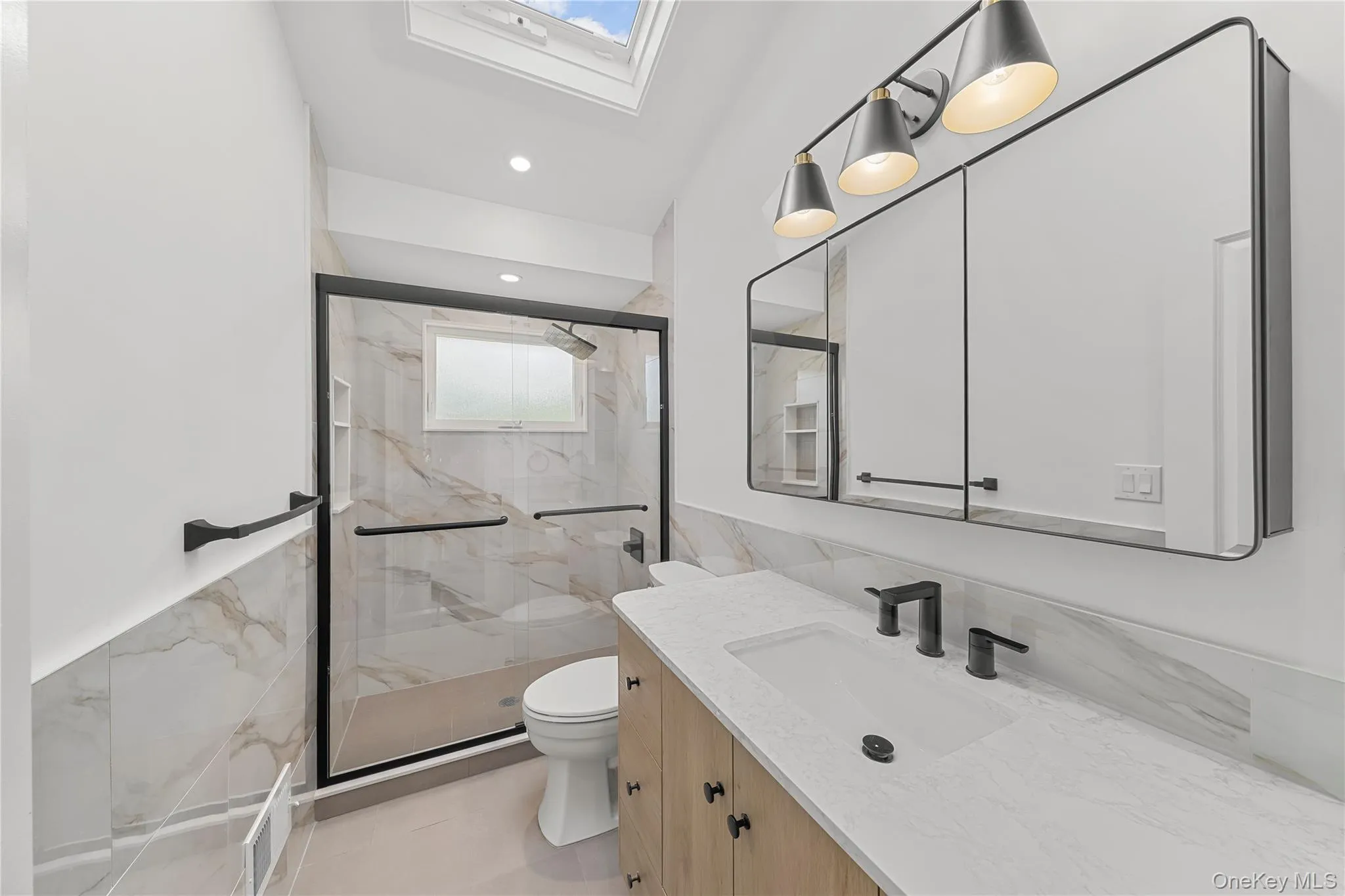 42 Rita Crescent, Smithtown, NY, 3 Bedrooms Bedrooms, 6 Rooms Rooms,1 BathroomBathrooms,Residential,For Rent,Rita,0,1043210 42 Rita Crescent, Smithtown, NY, 3 Bedrooms Bedrooms, 6 Rooms Rooms,1 BathroomBathrooms,Residential,For Rent,Rita,0,1043210
