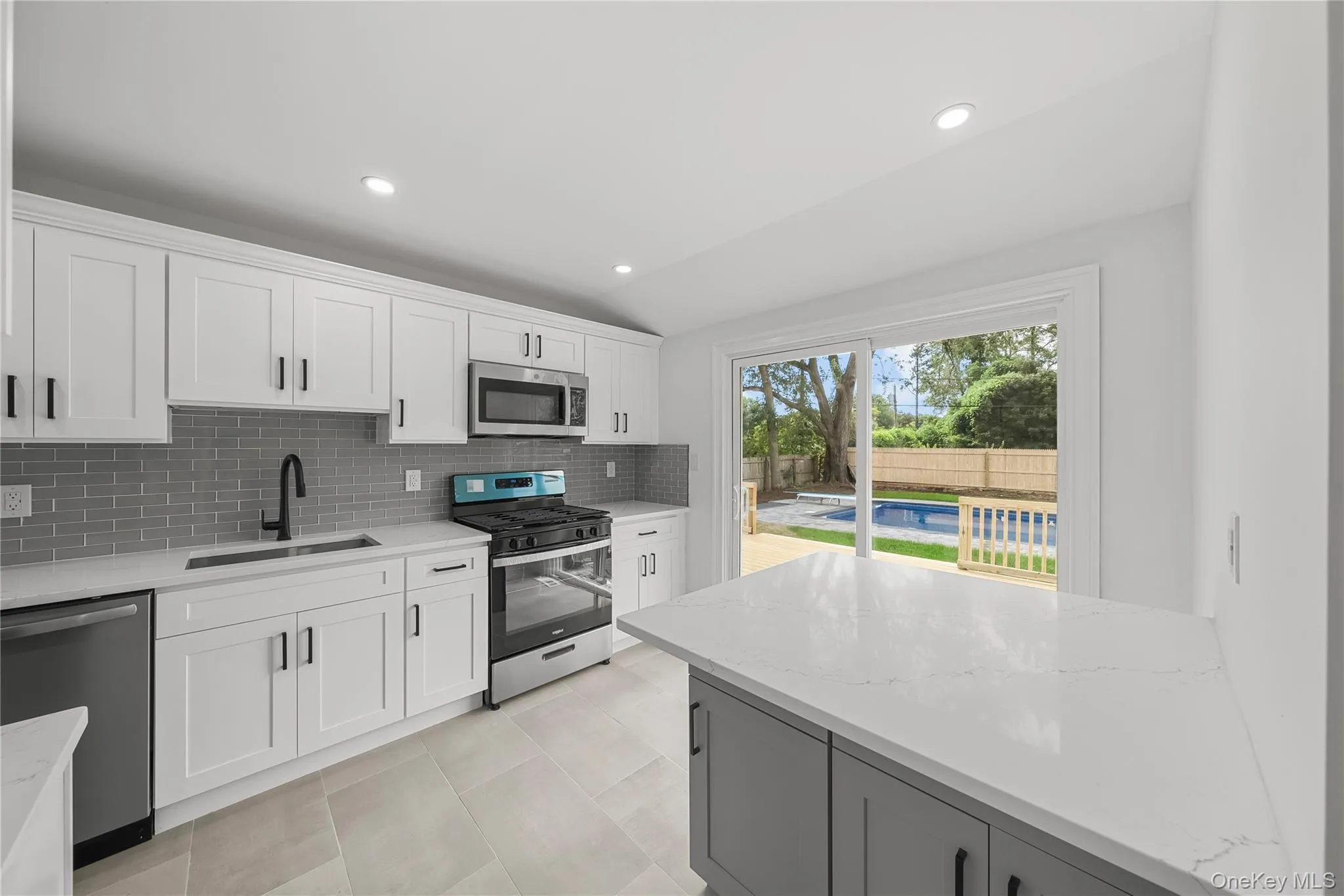 42 Rita Crescent, Smithtown, NY, 3 Bedrooms Bedrooms, 6 Rooms Rooms,1 BathroomBathrooms,Residential,For Rent,Rita,0,1043210 42 Rita Crescent, Smithtown, NY, 3 Bedrooms Bedrooms, 6 Rooms Rooms,1 BathroomBathrooms,Residential,For Rent,Rita,0,1043210