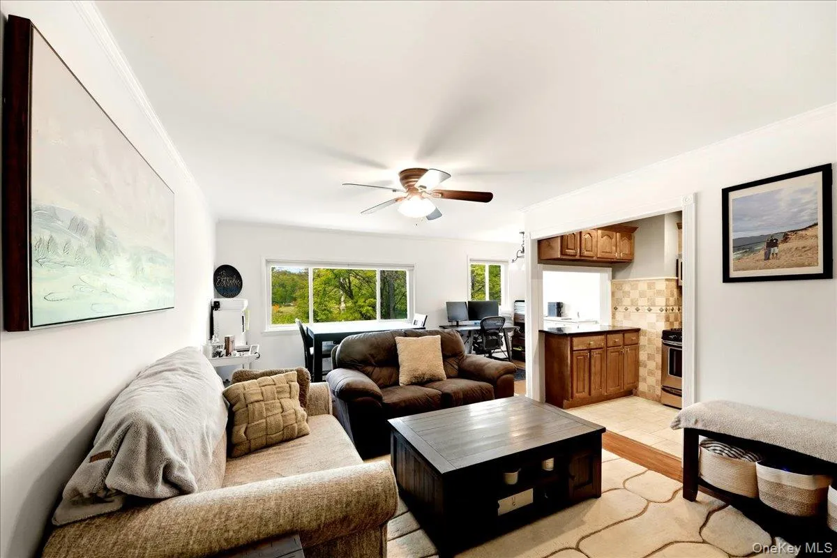 828 Pelhamdale Avenue, New Rochelle, NY, 1 Bedroom Bedrooms, 3 Rooms Rooms,1 BathroomBathrooms,Residential,For Rent,Pelhamdale,0,1043216 828 Pelhamdale Avenue, New Rochelle, NY, 1 Bedroom Bedrooms, 3 Rooms Rooms,1 BathroomBathrooms,Residential,For Rent,Pelhamdale,0,1043216