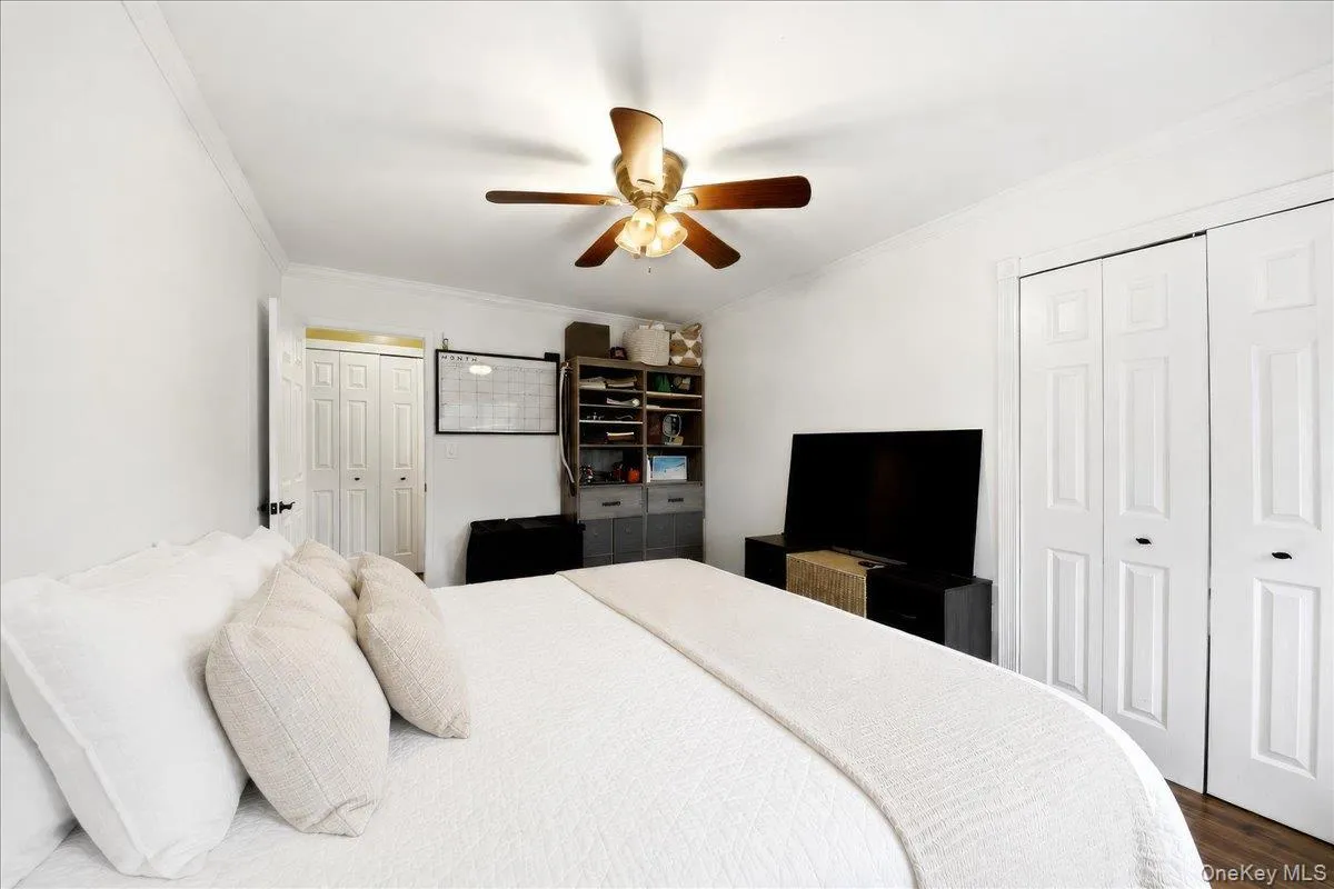 828 Pelhamdale Avenue, New Rochelle, NY, 1 Bedroom Bedrooms, 3 Rooms Rooms,1 BathroomBathrooms,Residential,For Rent,Pelhamdale,0,1043216 828 Pelhamdale Avenue, New Rochelle, NY, 1 Bedroom Bedrooms, 3 Rooms Rooms,1 BathroomBathrooms,Residential,For Rent,Pelhamdale,0,1043216