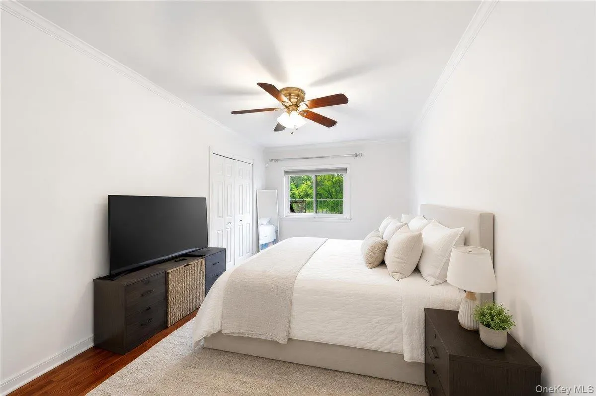 828 Pelhamdale Avenue, New Rochelle, NY, 1 Bedroom Bedrooms, 3 Rooms Rooms,1 BathroomBathrooms,Residential,For Rent,Pelhamdale,0,1043216 828 Pelhamdale Avenue, New Rochelle, NY, 1 Bedroom Bedrooms, 3 Rooms Rooms,1 BathroomBathrooms,Residential,For Rent,Pelhamdale,0,1043216