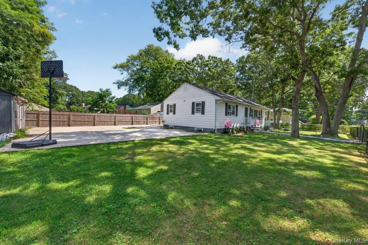 287 Whittier Drive, Brookhaven, NY, 3 Bedrooms Bedrooms, 6 Rooms Rooms,2 BathroomsBathrooms,Residential,For Rent,Whittier,0,1043220 287 Whittier Drive, Brookhaven, NY, 3 Bedrooms Bedrooms, 6 Rooms Rooms,2 BathroomsBathrooms,Residential,For Rent,Whittier,0,1043220