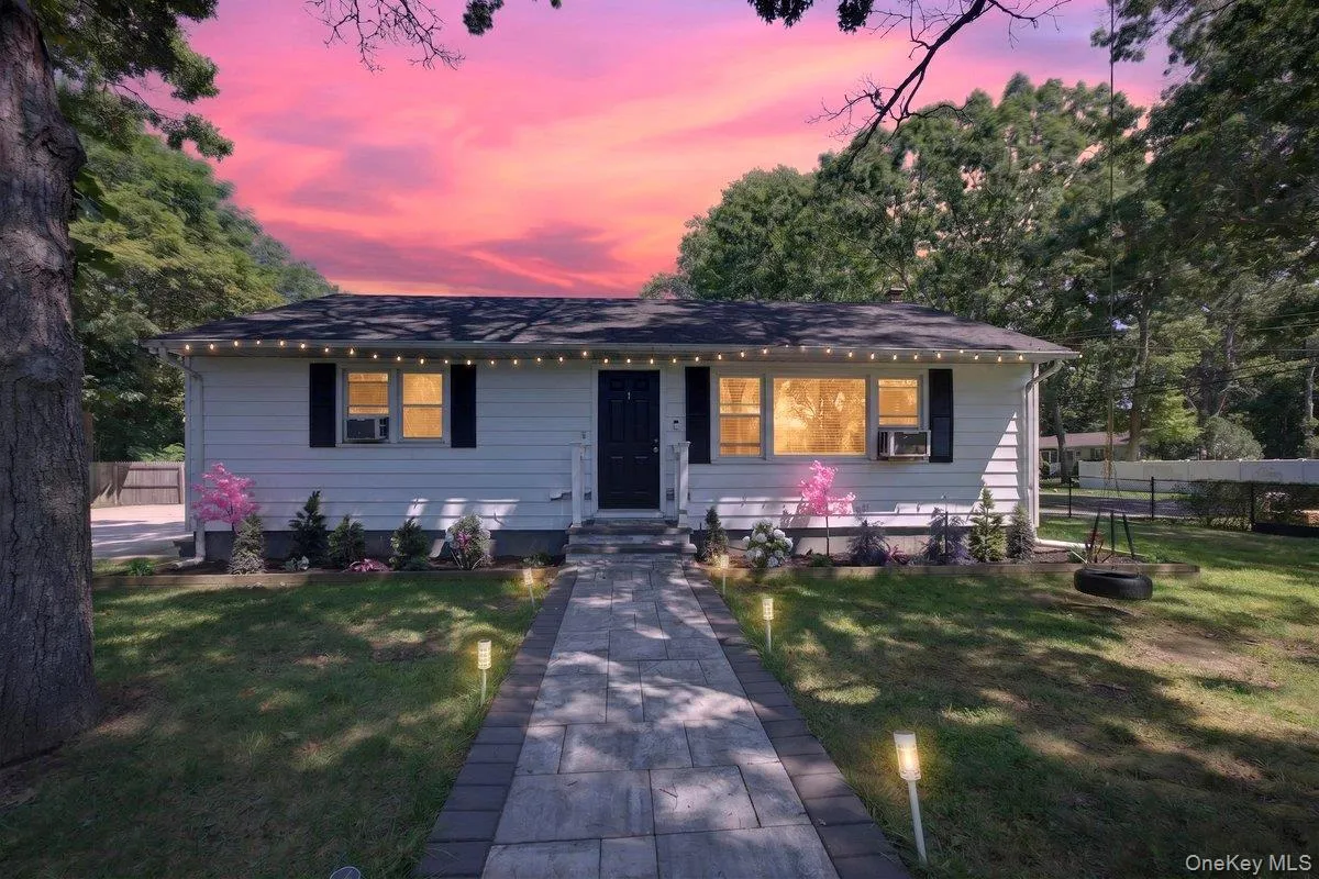 287 Whittier Drive, Brookhaven, NY, 3 Bedrooms Bedrooms, 6 Rooms Rooms,2 BathroomsBathrooms,Residential,For Rent,Whittier,0,1043220 287 Whittier Drive, Brookhaven, NY, 3 Bedrooms Bedrooms, 6 Rooms Rooms,2 BathroomsBathrooms,Residential,For Rent,Whittier,0,1043220