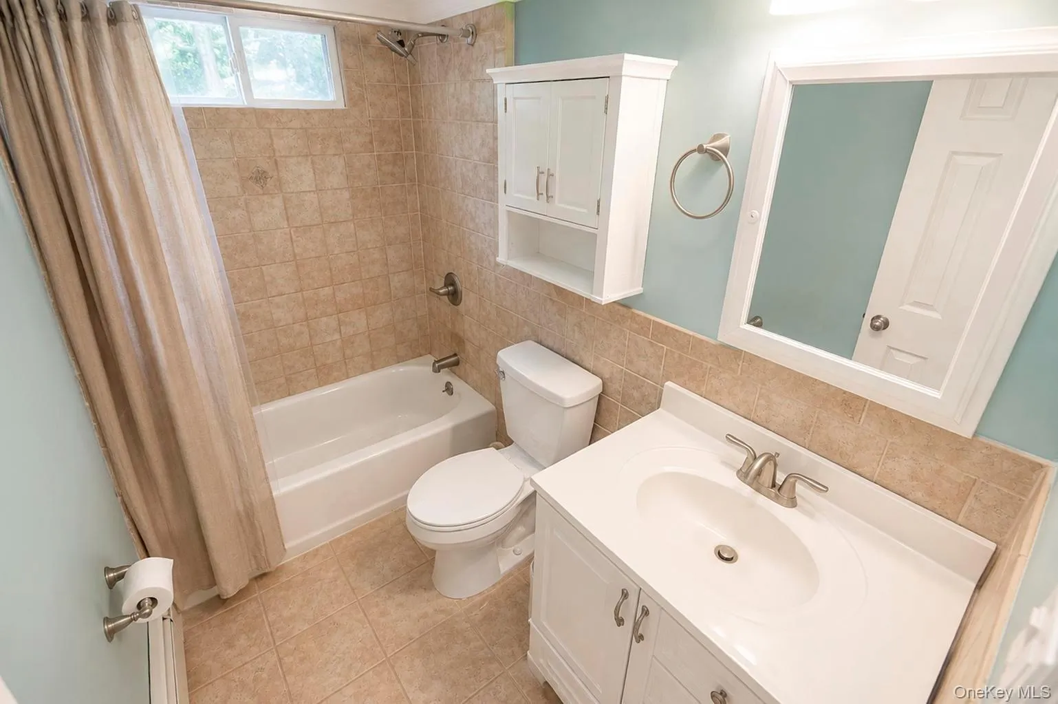 70 Mohawk Drive, Babylon, NY, 3 Bedrooms Bedrooms, 6 Rooms Rooms,2 BathroomsBathrooms,Residential,For Rent,Mohawk,0,1043228 70 Mohawk Drive, Babylon, NY, 3 Bedrooms Bedrooms, 6 Rooms Rooms,2 BathroomsBathrooms,Residential,For Rent,Mohawk,0,1043228