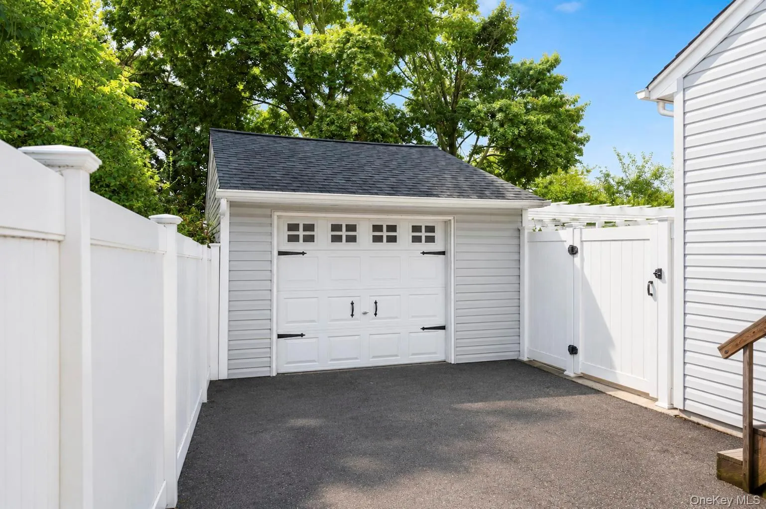 70 Mohawk Drive, Babylon, NY, 3 Bedrooms Bedrooms, 6 Rooms Rooms,2 BathroomsBathrooms,Residential,For Rent,Mohawk,0,1043228 70 Mohawk Drive, Babylon, NY, 3 Bedrooms Bedrooms, 6 Rooms Rooms,2 BathroomsBathrooms,Residential,For Rent,Mohawk,0,1043228
