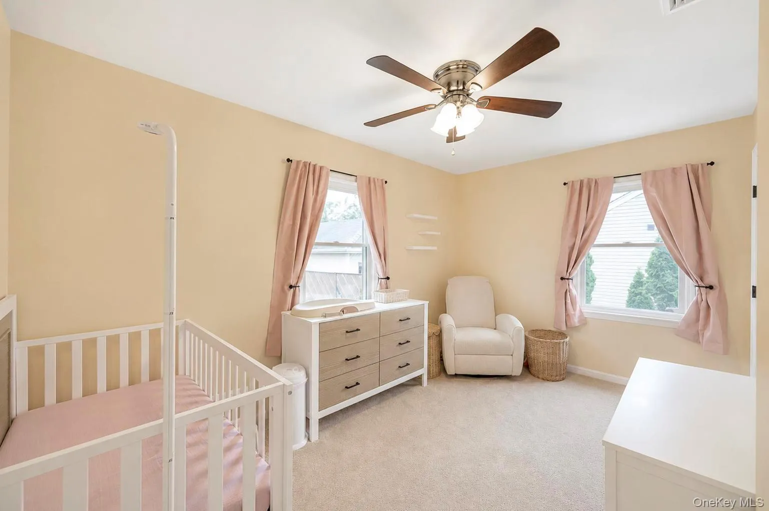 70 Mohawk Drive, Babylon, NY, 3 Bedrooms Bedrooms, 6 Rooms Rooms,2 BathroomsBathrooms,Residential,For Rent,Mohawk,0,1043228 70 Mohawk Drive, Babylon, NY, 3 Bedrooms Bedrooms, 6 Rooms Rooms,2 BathroomsBathrooms,Residential,For Rent,Mohawk,0,1043228
