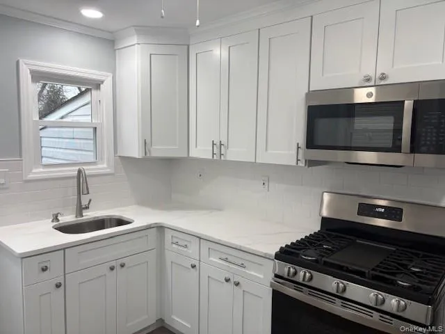 842 Wellwood Avenue, Babylon, NY, 3 Bedroom Bedrooms, 5 Room Rooms,1 BathroomBathrooms,Residential Lease,For Rent,Wellwood,0,1043231 842 Wellwood Avenue, Babylon, NY, 3 Bedroom Bedrooms, 5 Room Rooms,1 BathroomBathrooms,Residential Lease,For Rent,Wellwood,0,1043231