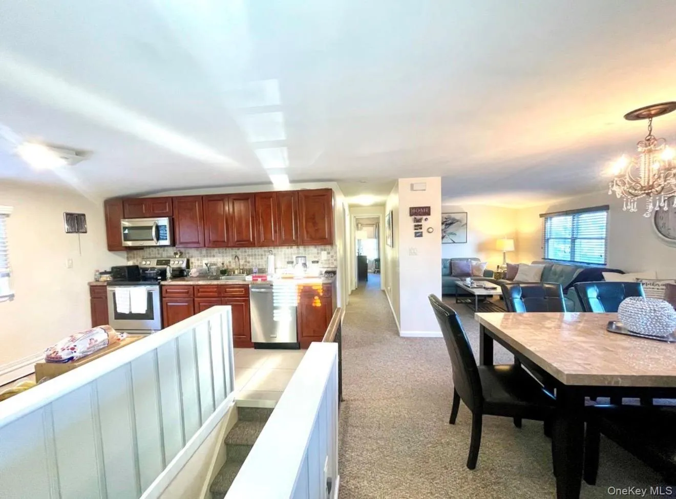 222 Centre Avenue, Babylon, NY, 2 Bedrooms Bedrooms, 5 Rooms Rooms,1 BathroomBathrooms,Residential Lease,For Rent,Centre,0,1043232 222 Centre Avenue, Babylon, NY, 2 Bedrooms Bedrooms, 5 Rooms Rooms,1 BathroomBathrooms,Residential Lease,For Rent,Centre,0,1043232