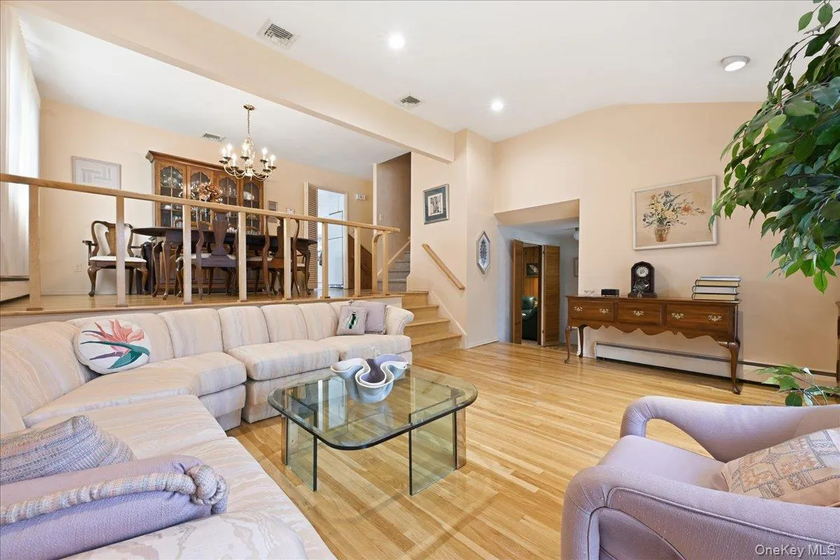 786 Bethlynn Court, Hempstead, NY, 4 Bedrooms Bedrooms, 9 Rooms Rooms,1 BathroomBathrooms,Residential,For Rent,Bethlynn,0,1043238 786 Bethlynn Court, Hempstead, NY, 4 Bedrooms Bedrooms, 9 Rooms Rooms,1 BathroomBathrooms,Residential,For Rent,Bethlynn,0,1043238