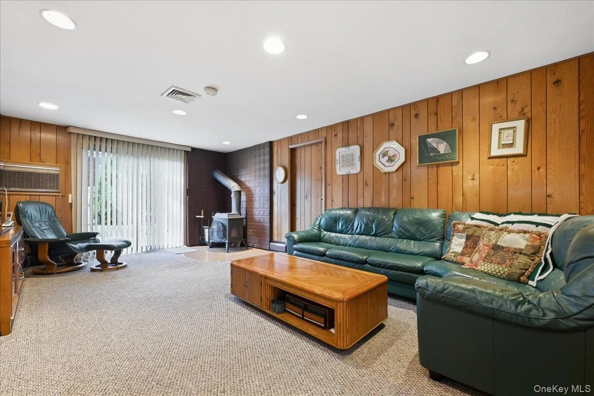 786 Bethlynn Court, Hempstead, NY, 4 Bedrooms Bedrooms, 9 Rooms Rooms,1 BathroomBathrooms,Residential,For Rent,Bethlynn,0,1043238 786 Bethlynn Court, Hempstead, NY, 4 Bedrooms Bedrooms, 9 Rooms Rooms,1 BathroomBathrooms,Residential,For Rent,Bethlynn,0,1043238