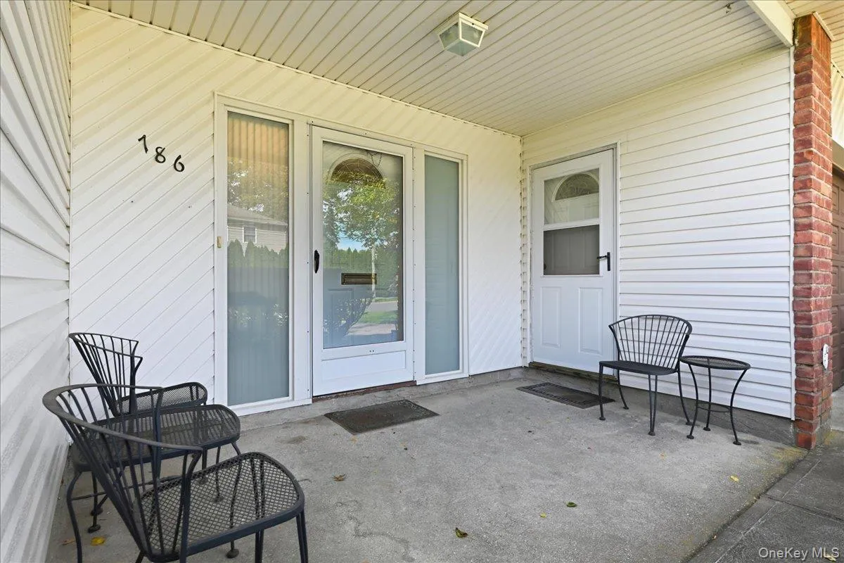 786 Bethlynn Court, Hempstead, NY, 4 Bedrooms Bedrooms, 9 Rooms Rooms,1 BathroomBathrooms,Residential,For Rent,Bethlynn,0,1043238 786 Bethlynn Court, Hempstead, NY, 4 Bedrooms Bedrooms, 9 Rooms Rooms,1 BathroomBathrooms,Residential,For Rent,Bethlynn,0,1043238