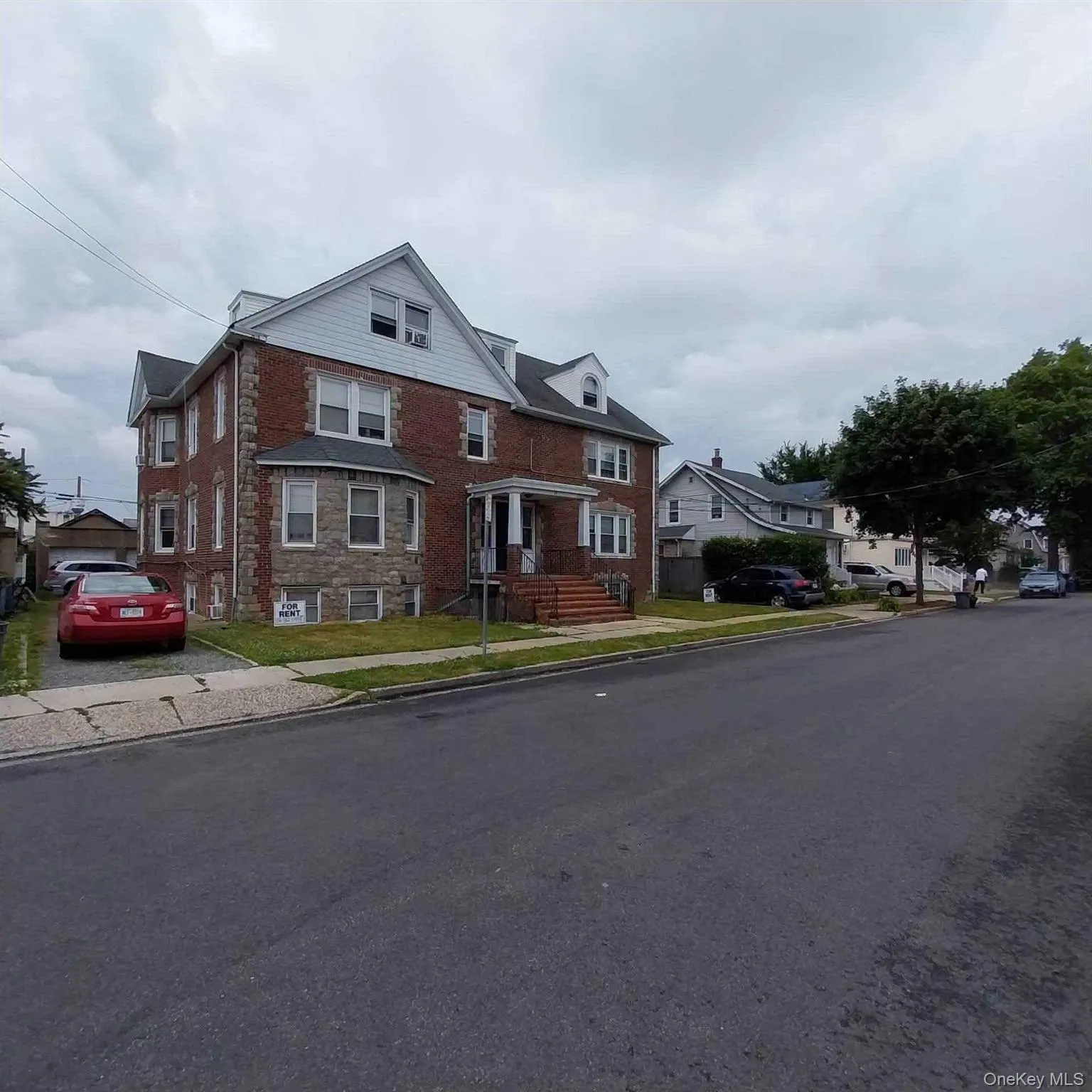 19 Madison Avenue, Hempstead, NY, 2 Bedroom Bedrooms, 6 Room Rooms,1 BathroomBathrooms,Residential Lease,For Rent,Madison,0,1043242 19 Madison Avenue, Hempstead, NY, 2 Bedroom Bedrooms, 6 Room Rooms,1 BathroomBathrooms,Residential Lease,For Rent,Madison,0,1043242