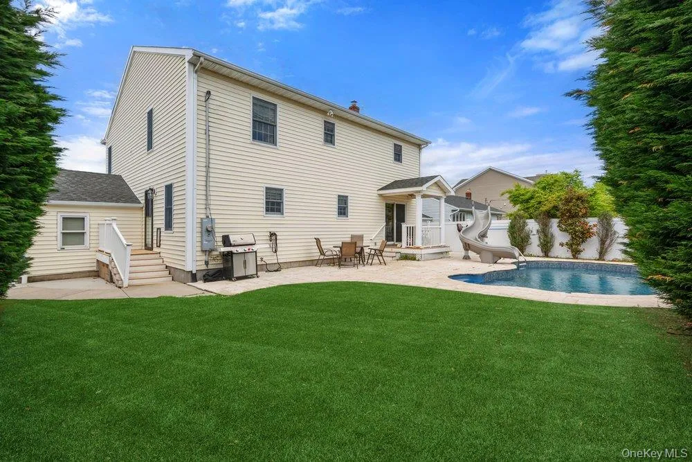47 Syosset Circle, Oyster Bay, NY, 4 Bedrooms Bedrooms, 9 Rooms Rooms,2 BathroomsBathrooms,Residential,For Rent,Syosset,0,1043245 47 Syosset Circle, Oyster Bay, NY, 4 Bedrooms Bedrooms, 9 Rooms Rooms,2 BathroomsBathrooms,Residential,For Rent,Syosset,0,1043245