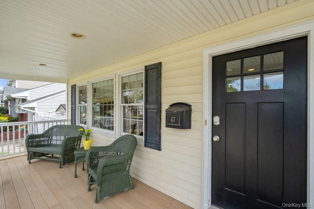 47 Syosset Circle, Oyster Bay, NY, 4 Bedrooms Bedrooms, 9 Rooms Rooms,2 BathroomsBathrooms,Residential,For Rent,Syosset,0,1043245 47 Syosset Circle, Oyster Bay, NY, 4 Bedrooms Bedrooms, 9 Rooms Rooms,2 BathroomsBathrooms,Residential,For Rent,Syosset,0,1043245