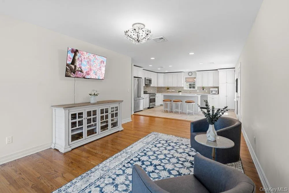 47 Syosset Circle, Oyster Bay, NY, 4 Bedrooms Bedrooms, 9 Rooms Rooms,2 BathroomsBathrooms,Residential,For Rent,Syosset,0,1043245 47 Syosset Circle, Oyster Bay, NY, 4 Bedrooms Bedrooms, 9 Rooms Rooms,2 BathroomsBathrooms,Residential,For Rent,Syosset,0,1043245