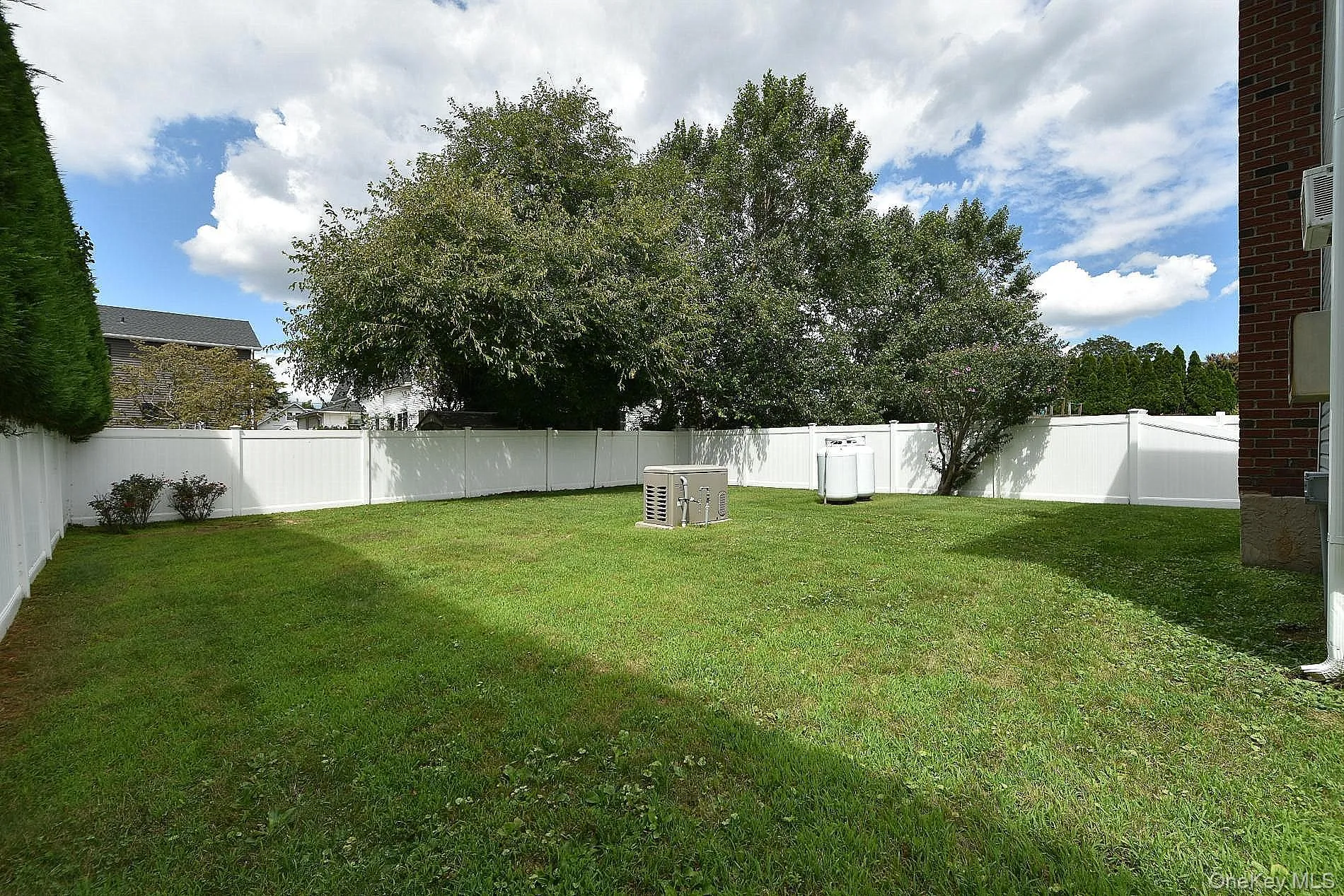 2341 Redmond Road, Hempstead, NY, 6 Bedrooms Bedrooms, 13 Rooms Rooms,2 BathroomsBathrooms,Residential,For Rent,Redmond,0,1043246 2341 Redmond Road, Hempstead, NY, 6 Bedrooms Bedrooms, 13 Rooms Rooms,2 BathroomsBathrooms,Residential,For Rent,Redmond,0,1043246