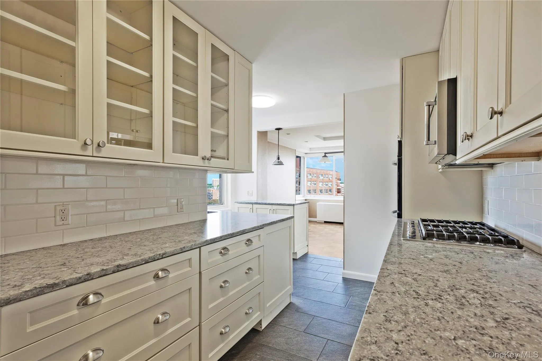 3333 Henry Hudson Parkway, New York, NY, 3 Bedrooms Bedrooms, 6 Rooms Rooms,2 BathroomsBathrooms,Residential,For Rent,Henry Hudson,0,1043249 3333 Henry Hudson Parkway, New York, NY, 3 Bedrooms Bedrooms, 6 Rooms Rooms,2 BathroomsBathrooms,Residential,For Rent,Henry Hudson,0,1043249