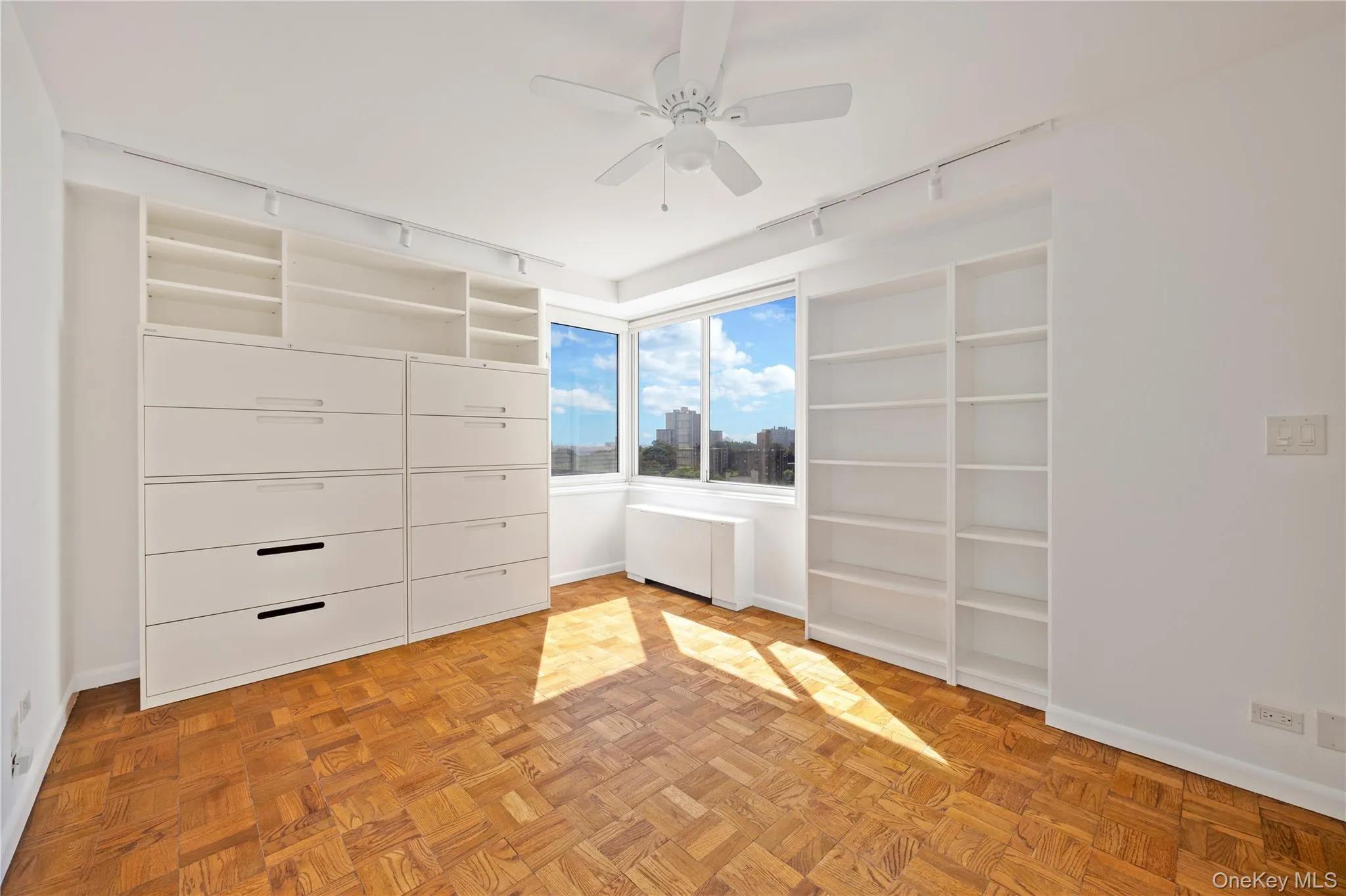 3333 Henry Hudson Parkway, New York, NY, 3 Bedrooms Bedrooms, 6 Rooms Rooms,2 BathroomsBathrooms,Residential,For Rent,Henry Hudson,0,1043249 3333 Henry Hudson Parkway, New York, NY, 3 Bedrooms Bedrooms, 6 Rooms Rooms,2 BathroomsBathrooms,Residential,For Rent,Henry Hudson,0,1043249