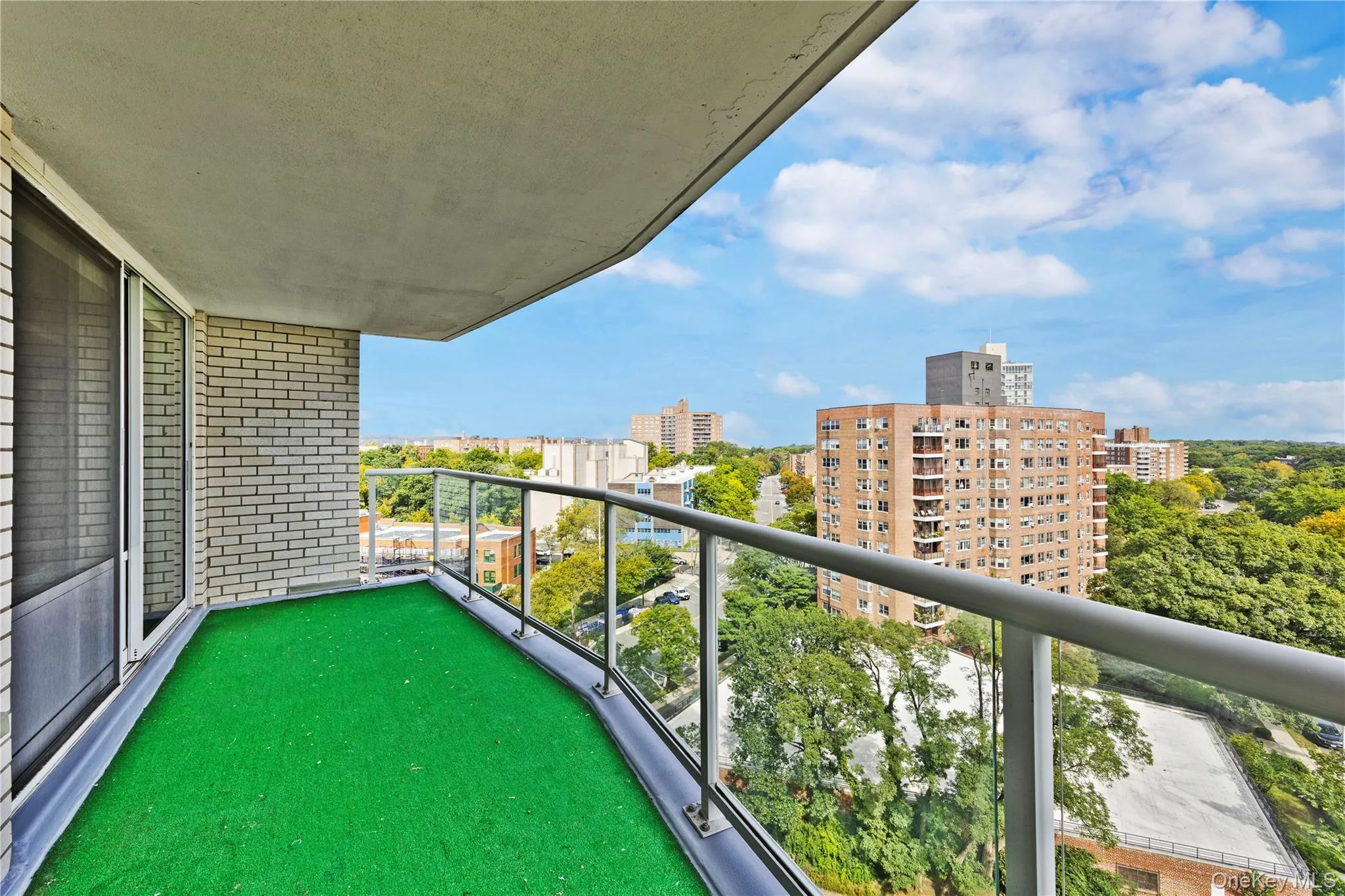 3333 Henry Hudson Parkway, New York, NY, 3 Bedrooms Bedrooms, 6 Rooms Rooms,2 BathroomsBathrooms,Residential,For Rent,Henry Hudson,0,1043249 3333 Henry Hudson Parkway, New York, NY, 3 Bedrooms Bedrooms, 6 Rooms Rooms,2 BathroomsBathrooms,Residential,For Rent,Henry Hudson,0,1043249