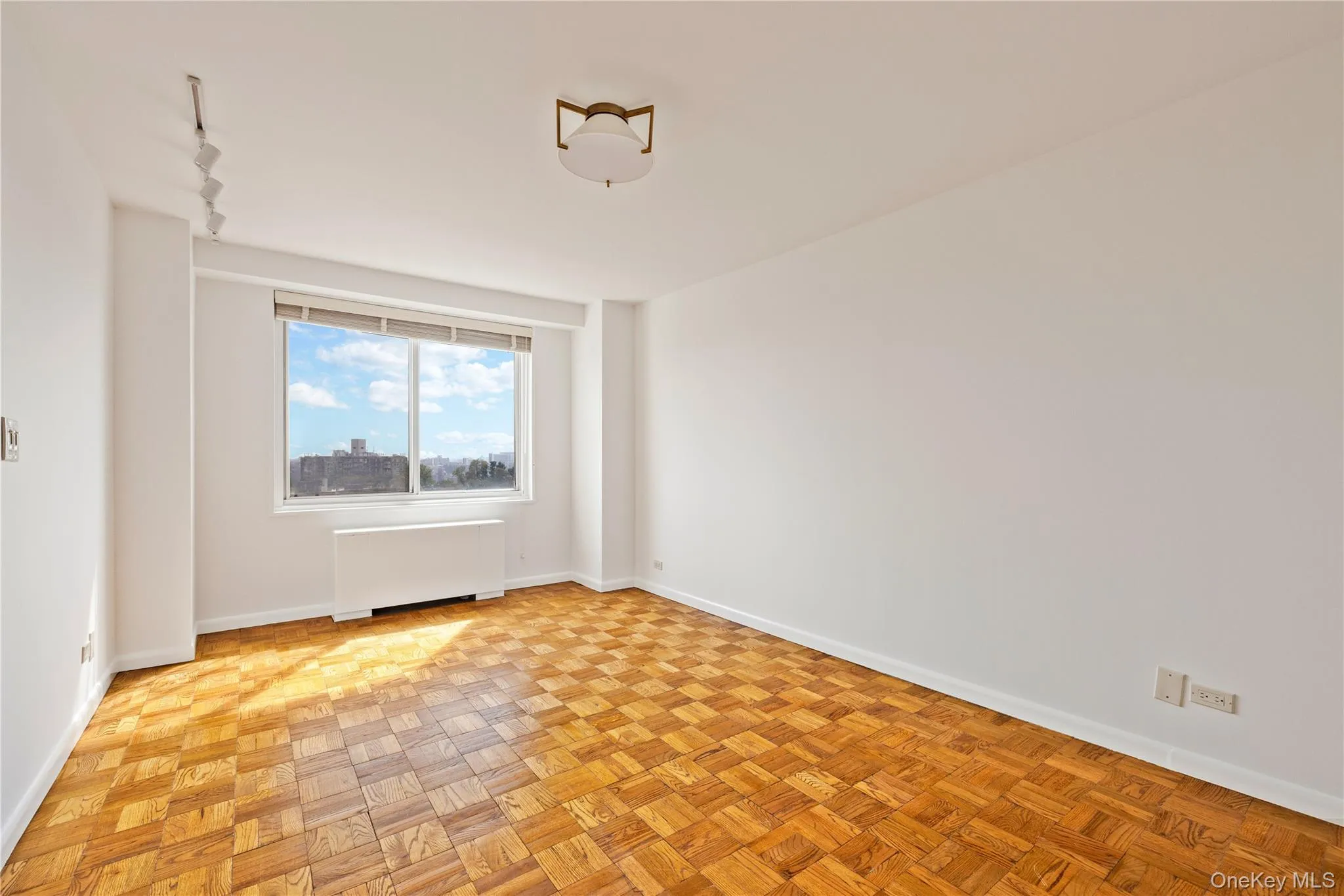 3333 Henry Hudson Parkway, New York, NY, 3 Bedrooms Bedrooms, 6 Rooms Rooms,2 BathroomsBathrooms,Residential,For Rent,Henry Hudson,0,1043249 3333 Henry Hudson Parkway, New York, NY, 3 Bedrooms Bedrooms, 6 Rooms Rooms,2 BathroomsBathrooms,Residential,For Rent,Henry Hudson,0,1043249