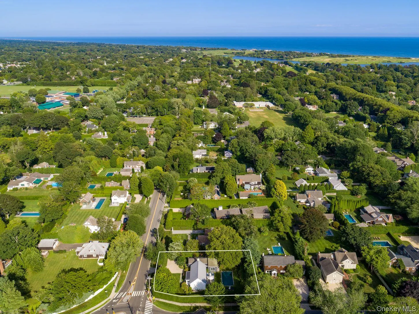 117 Buell Lane, East Hampton, NY, 4 Bedrooms Bedrooms, 14 Rooms Rooms,4 BathroomsBathrooms,Residential,For Rent,Buell,0,1043252 117 Buell Lane, East Hampton, NY, 4 Bedrooms Bedrooms, 14 Rooms Rooms,4 BathroomsBathrooms,Residential,For Rent,Buell,0,1043252