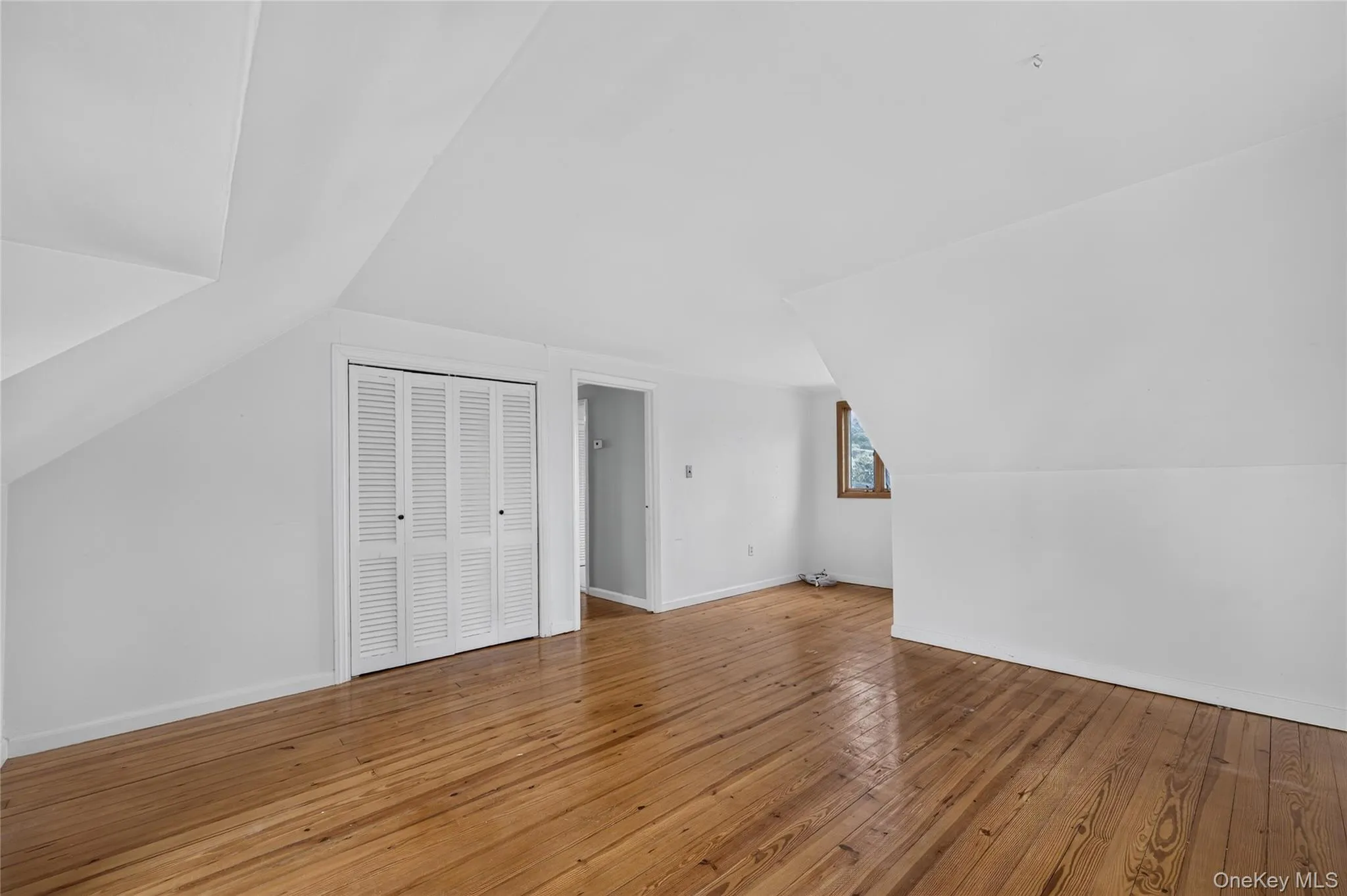 146 Longwood Avenue, North Hempstead, NY, 4 Bedrooms Bedrooms, 7 Rooms Rooms,2 BathroomsBathrooms,Residential,For Rent,Longwood,0,1043253 146 Longwood Avenue, North Hempstead, NY, 4 Bedrooms Bedrooms, 7 Rooms Rooms,2 BathroomsBathrooms,Residential,For Rent,Longwood,0,1043253