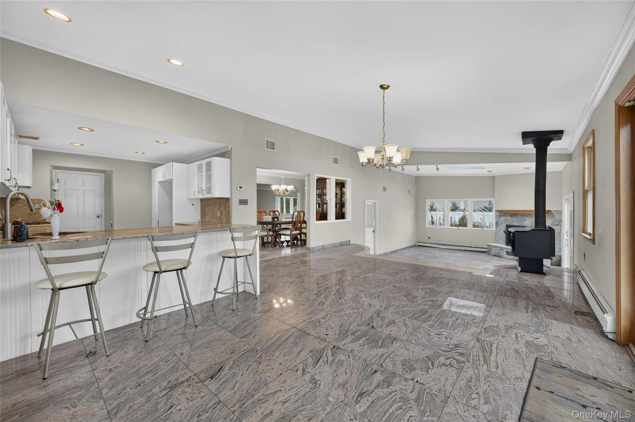 146 Longwood Avenue, North Hempstead, NY, 4 Bedrooms Bedrooms, 7 Rooms Rooms,2 BathroomsBathrooms,Residential,For Rent,Longwood,0,1043253 146 Longwood Avenue, North Hempstead, NY, 4 Bedrooms Bedrooms, 7 Rooms Rooms,2 BathroomsBathrooms,Residential,For Rent,Longwood,0,1043253