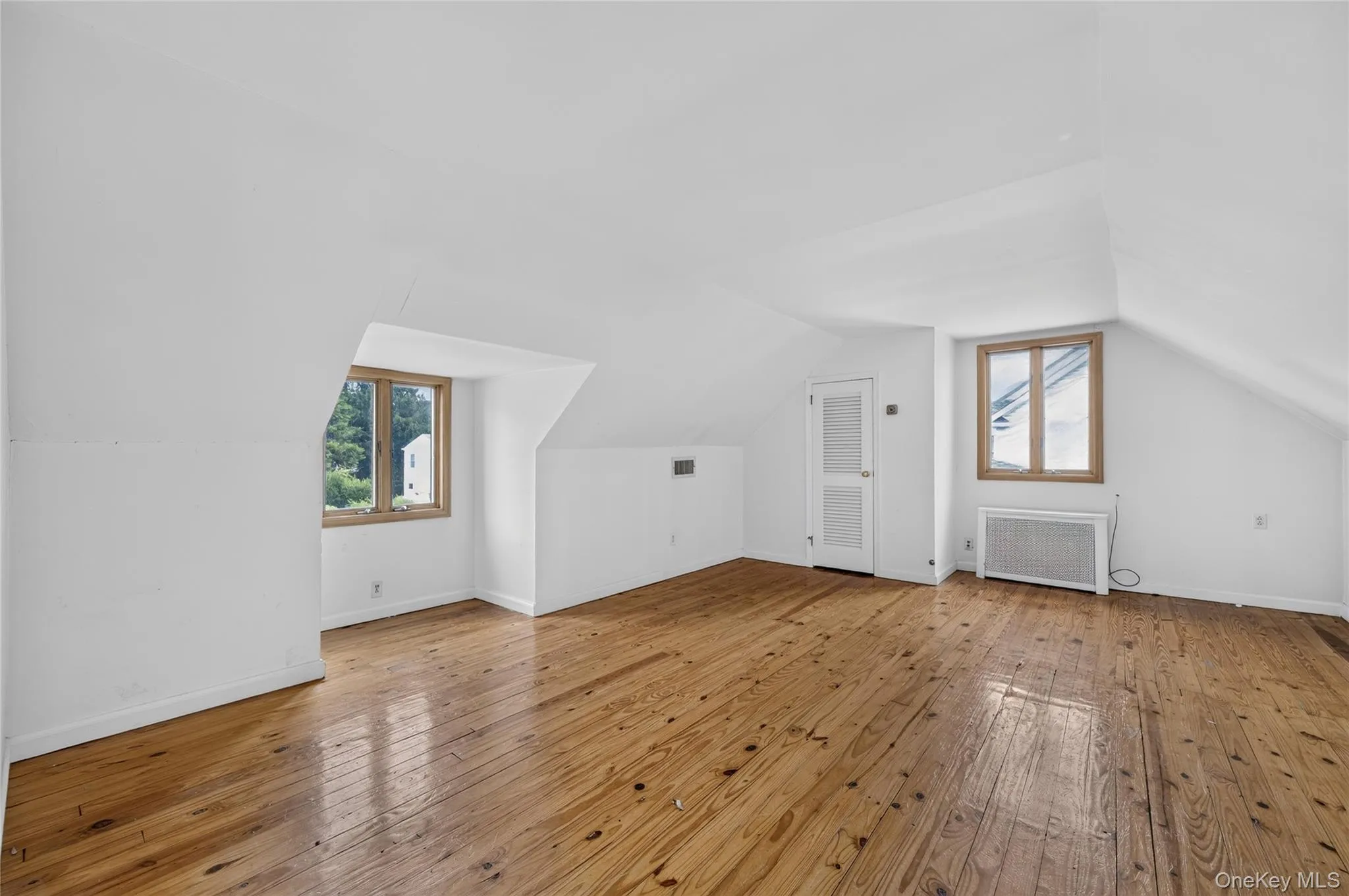 146 Longwood Avenue, North Hempstead, NY, 4 Bedrooms Bedrooms, 7 Rooms Rooms,2 BathroomsBathrooms,Residential,For Rent,Longwood,0,1043253 146 Longwood Avenue, North Hempstead, NY, 4 Bedrooms Bedrooms, 7 Rooms Rooms,2 BathroomsBathrooms,Residential,For Rent,Longwood,0,1043253