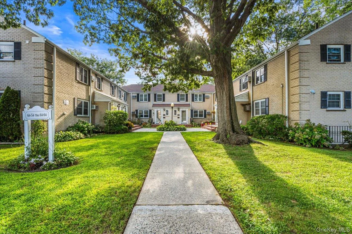 64-62 223rd Place, New York, NY, 2 Bedrooms Bedrooms, 5 Rooms Rooms,1 BathroomBathrooms,Residential,For Rent,223rd,0,1043254 64-62 223rd Place, New York, NY, 2 Bedrooms Bedrooms, 5 Rooms Rooms,1 BathroomBathrooms,Residential,For Rent,223rd,0,1043254