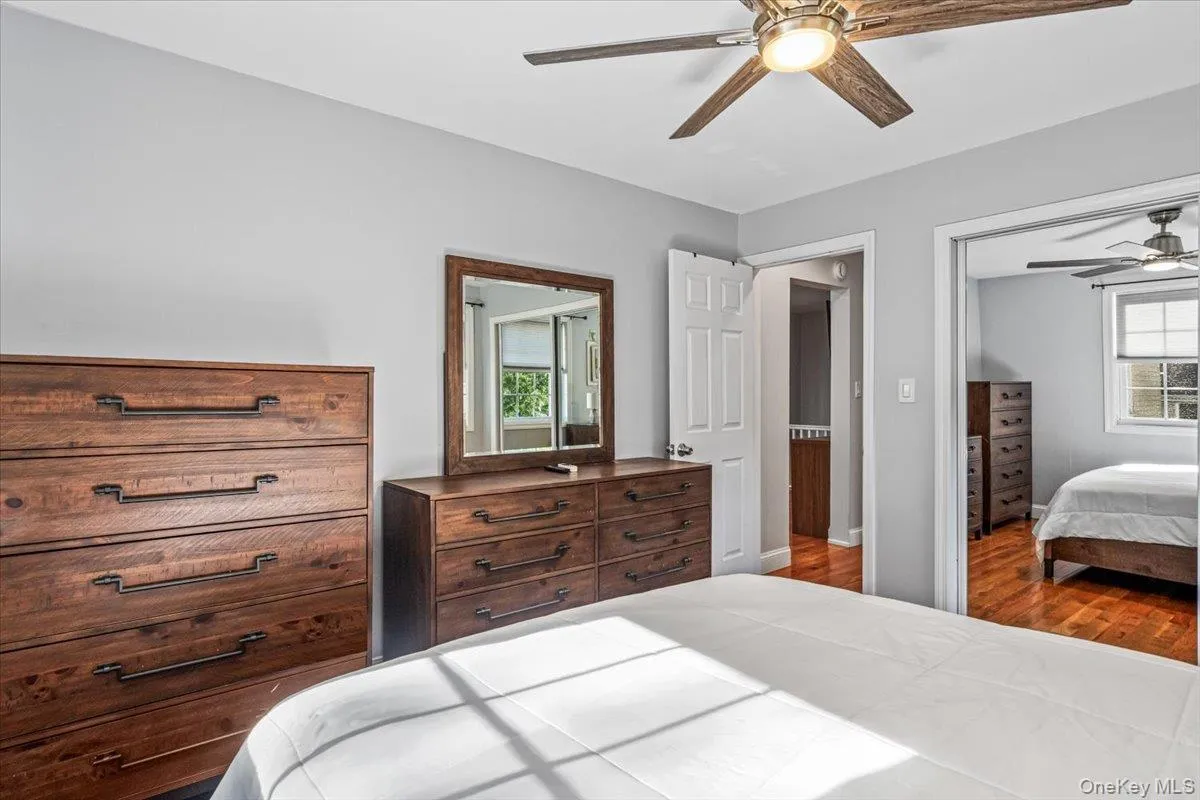 64-62 223rd Place, New York, NY, 2 Bedrooms Bedrooms, 5 Rooms Rooms,1 BathroomBathrooms,Residential,For Rent,223rd,0,1043254 64-62 223rd Place, New York, NY, 2 Bedrooms Bedrooms, 5 Rooms Rooms,1 BathroomBathrooms,Residential,For Rent,223rd,0,1043254