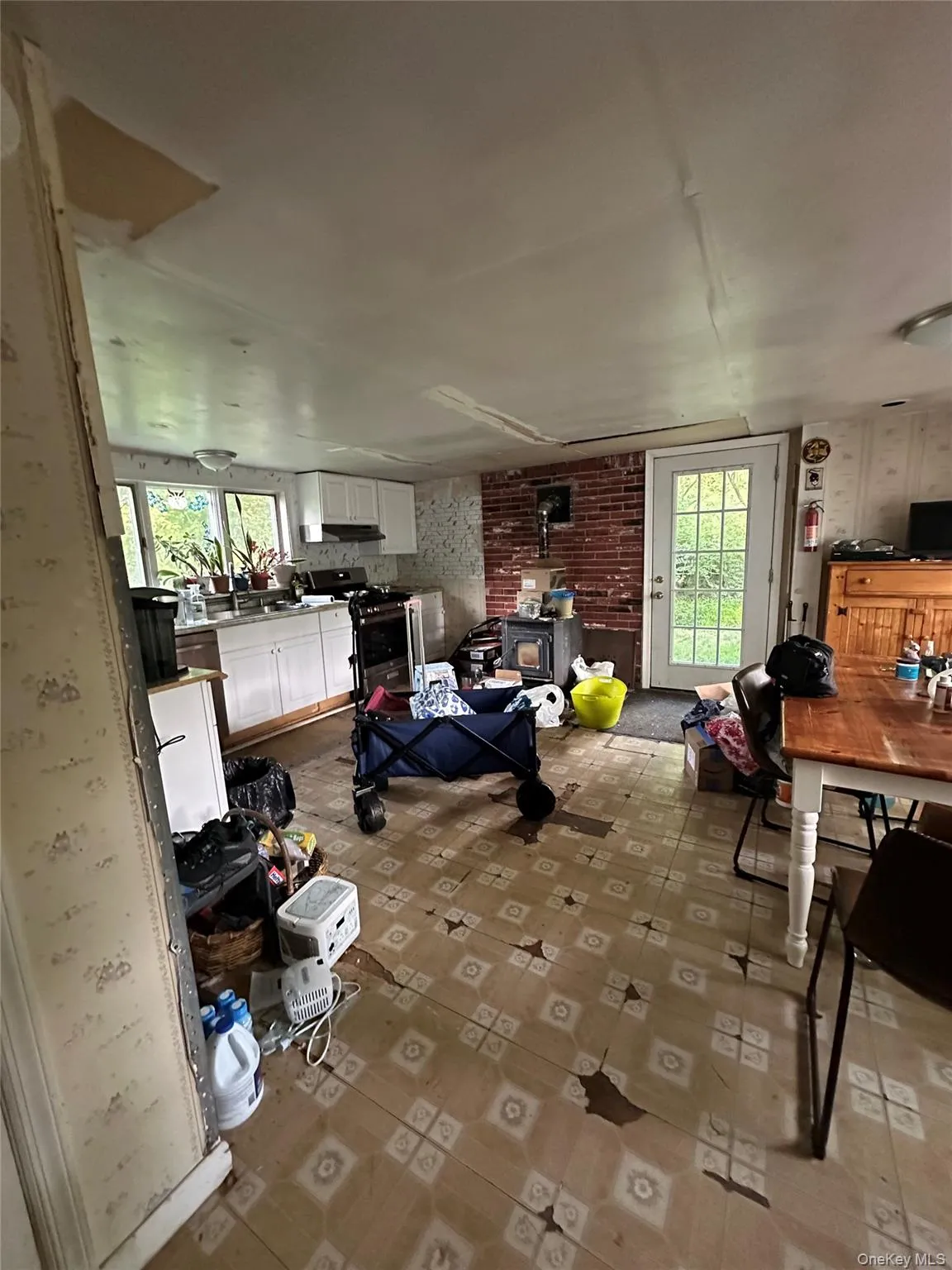 129 Blooms Corners Road, Warwick (town), NY, 4 Bedrooms Bedrooms, 9 Rooms Rooms,2 BathroomsBathrooms,Residential,For Rent,Blooms Corners,0,1043255 129 Blooms Corners Road, Warwick (town), NY, 4 Bedrooms Bedrooms, 9 Rooms Rooms,2 BathroomsBathrooms,Residential,For Rent,Blooms Corners,0,1043255